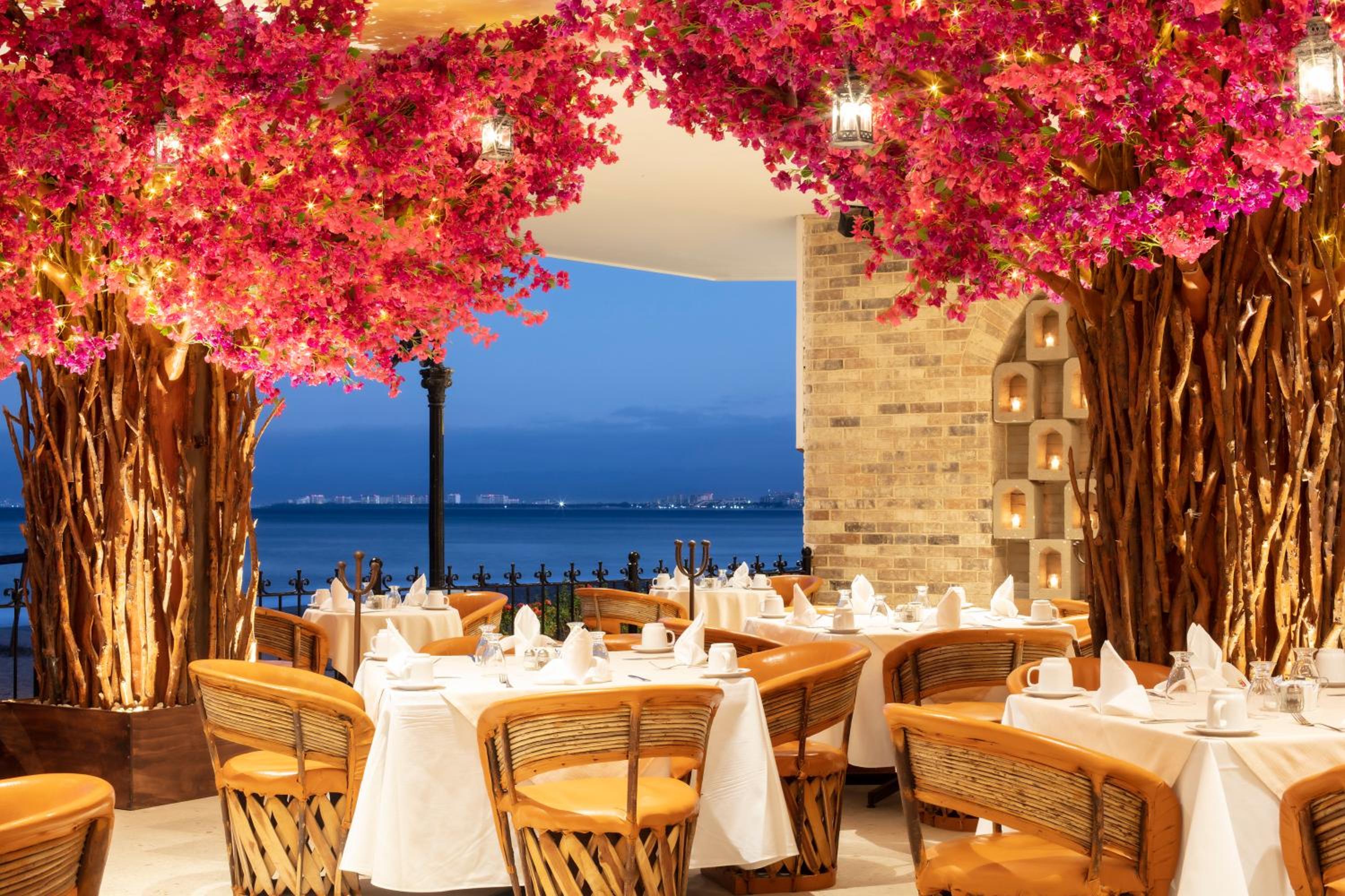 Puerto Vallarta Vacations - Playa Los Arcos Hotel Beach Resort  Spa - Property Image 24