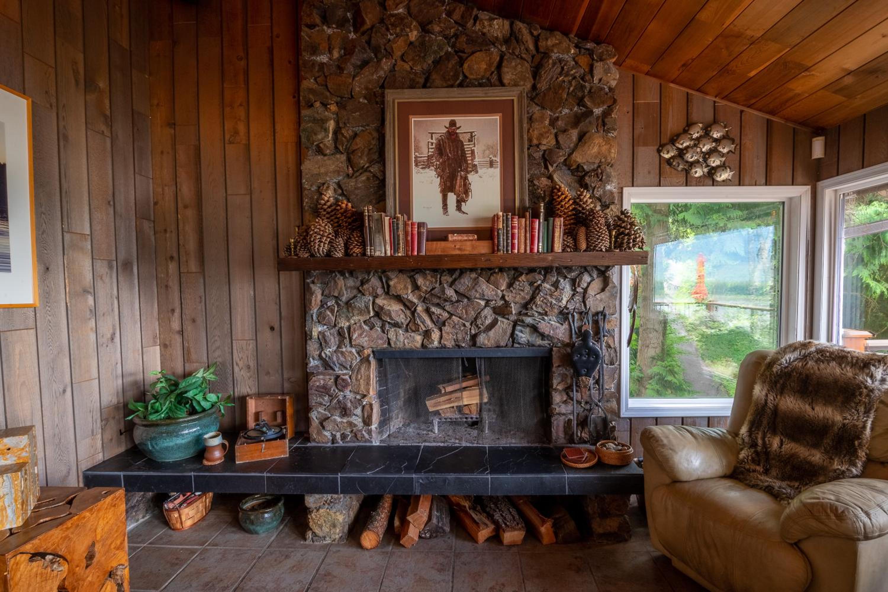 The Fraser River's Edge BB Lodge - Property Image 54