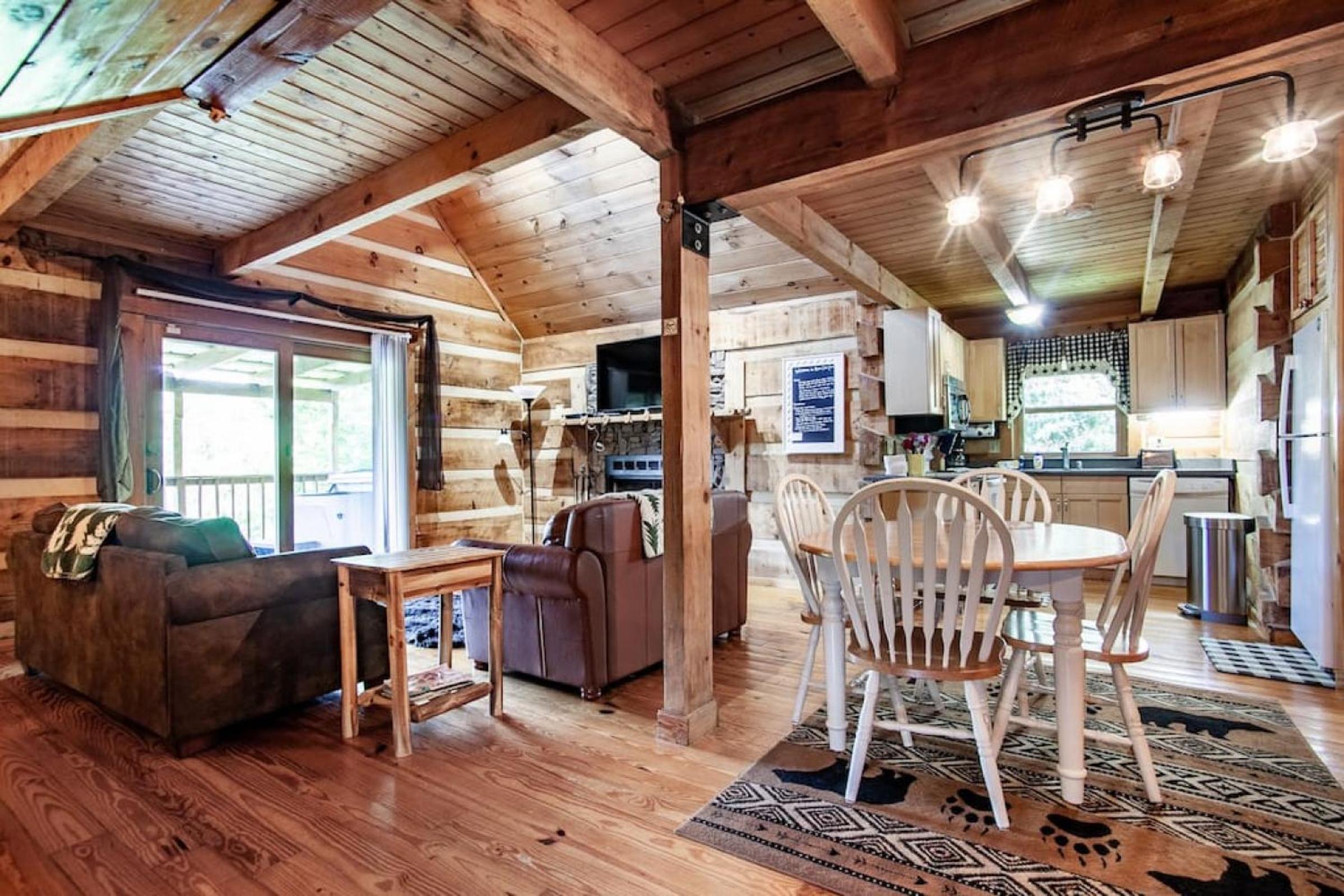 Bear Claw Cove - hot tub, jacuzzi, fireplace, view view 3