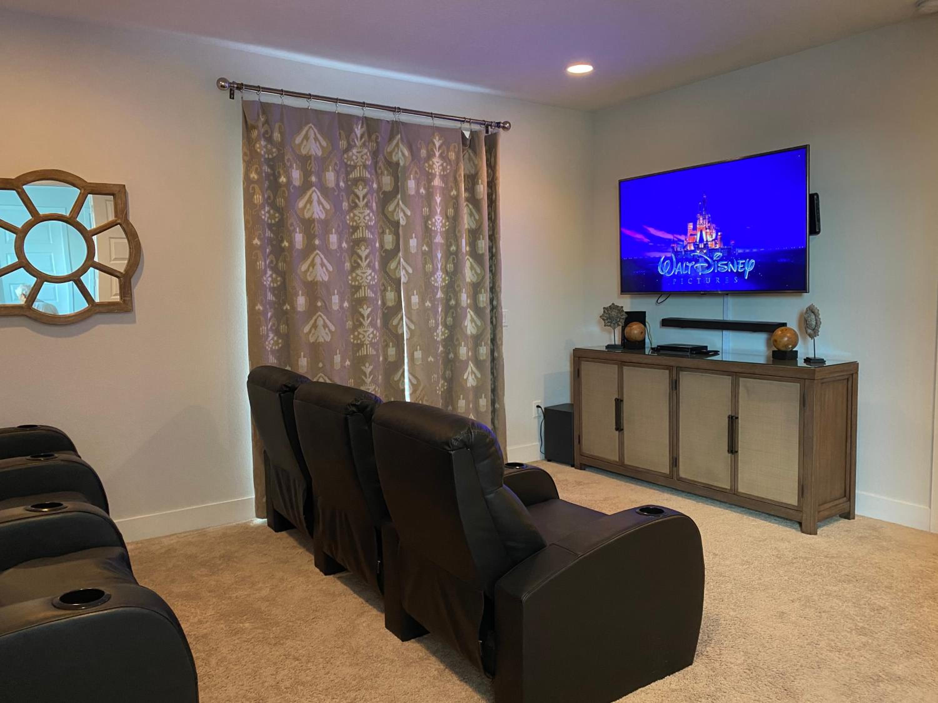Luxurious Modern Villa near Disney with Theater, Pool and Spa in Encore Resort at Reunion