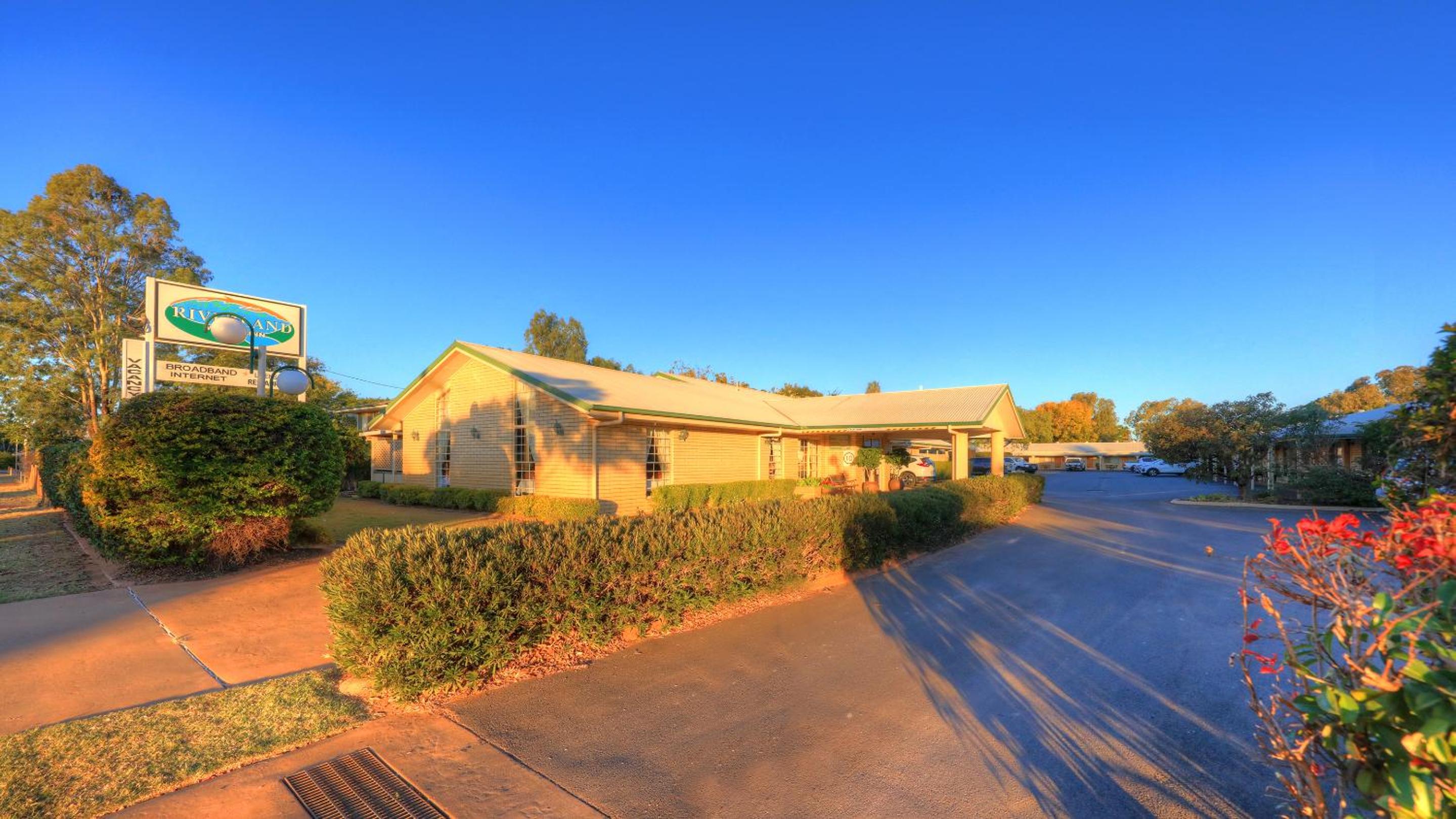 Riverland Motor Inn