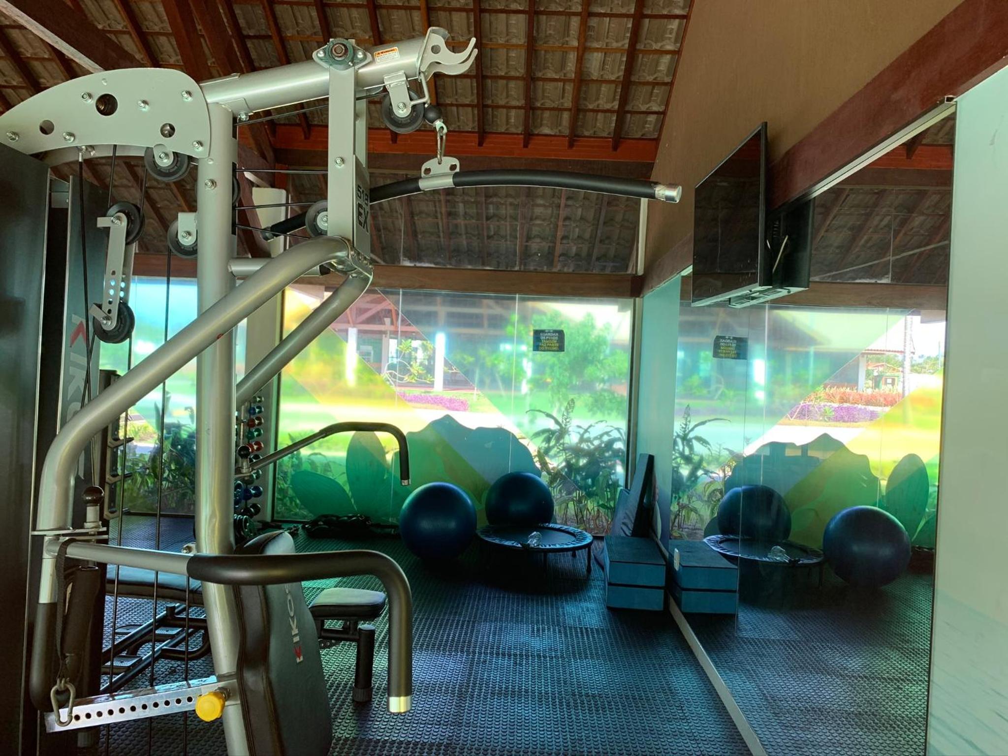 Flat Super Luxo Térreo Frente Piscinas