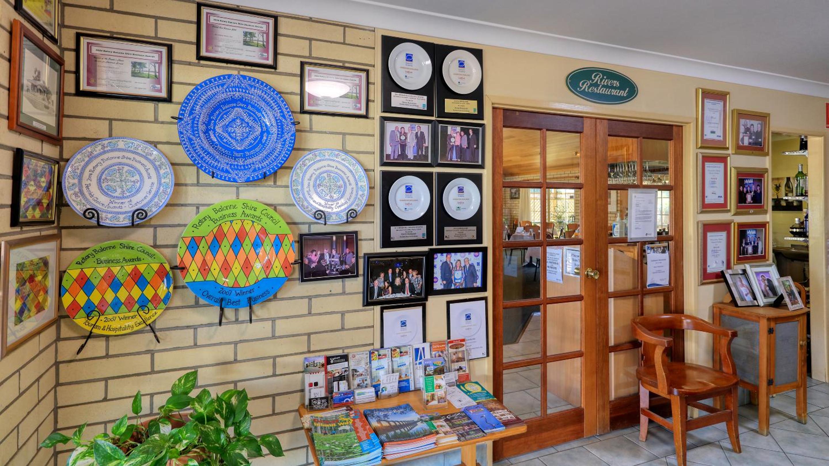 Riverland Motor Inn