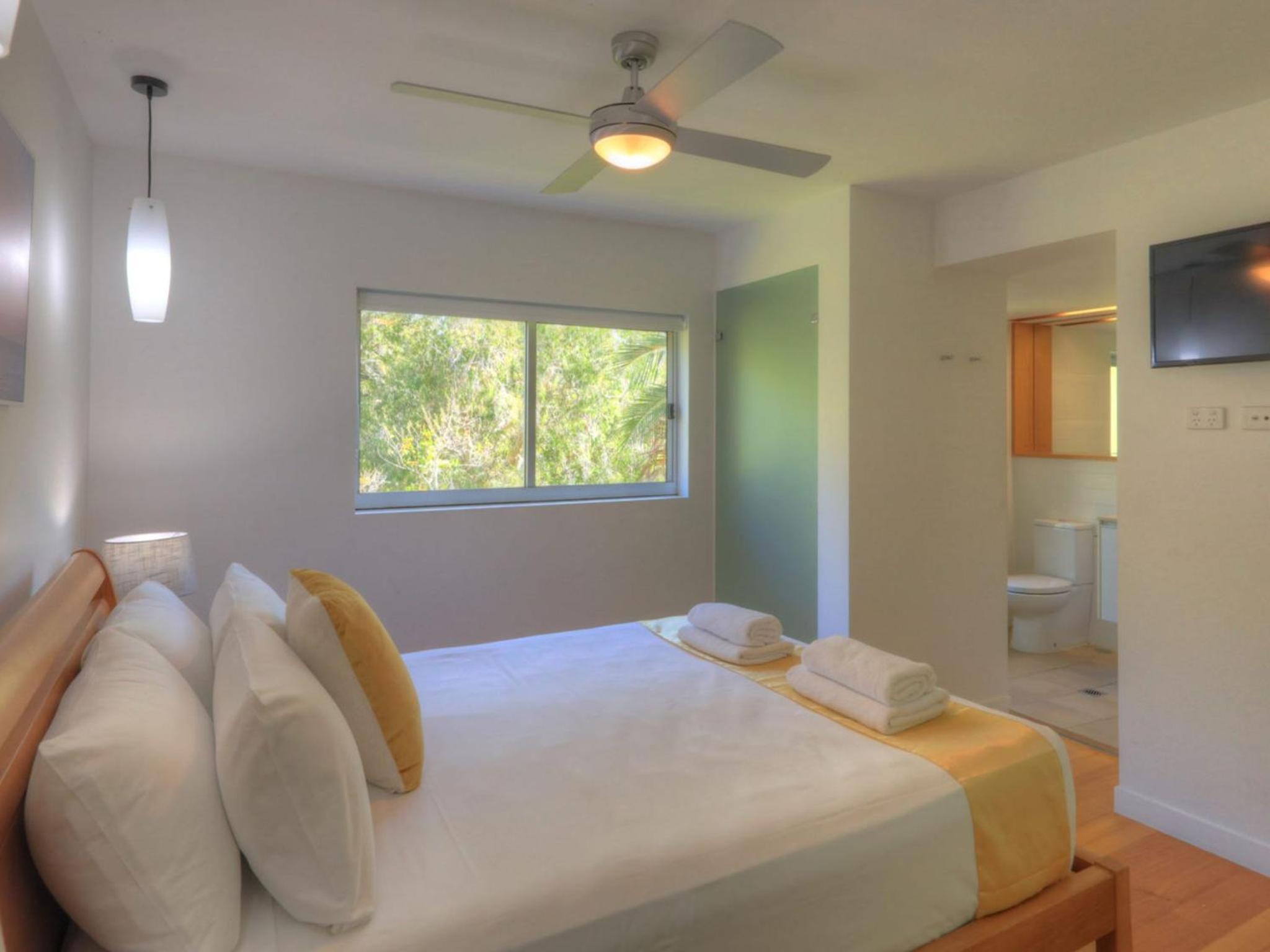 Maggies Beachfront Apartment 13