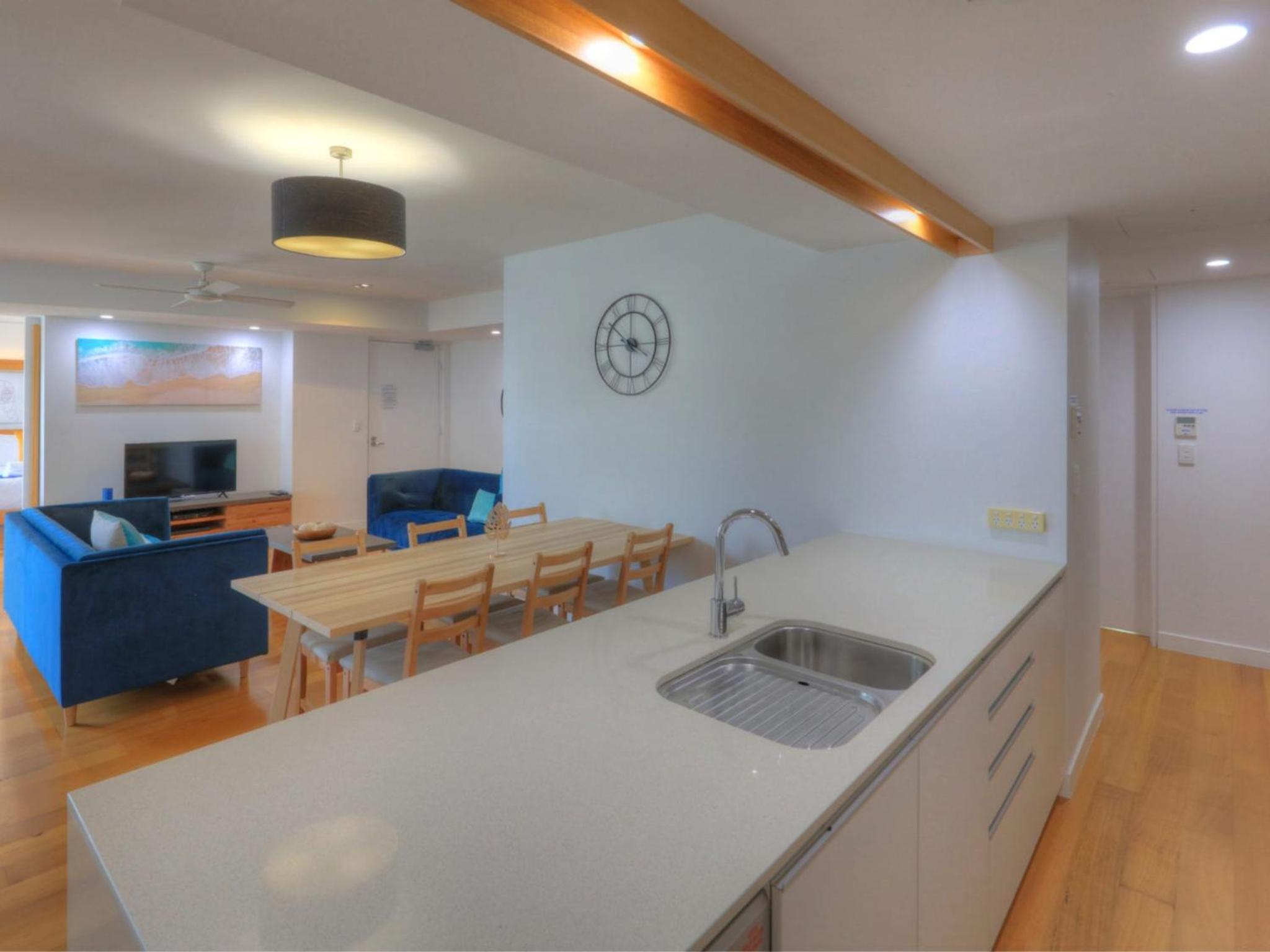 Maggies Beachfront Apartment 13