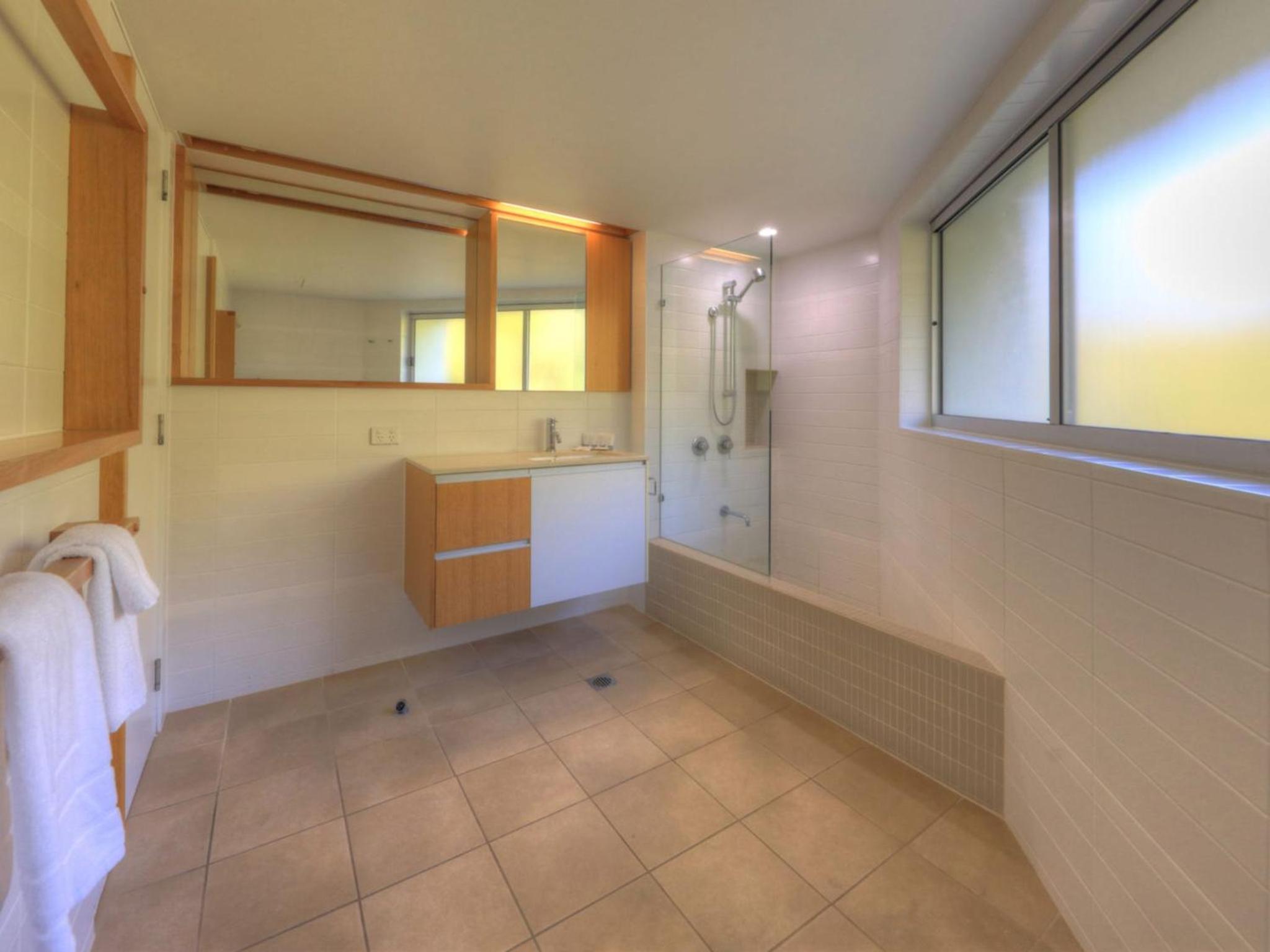 Maggies Beachfront Apartment 13
