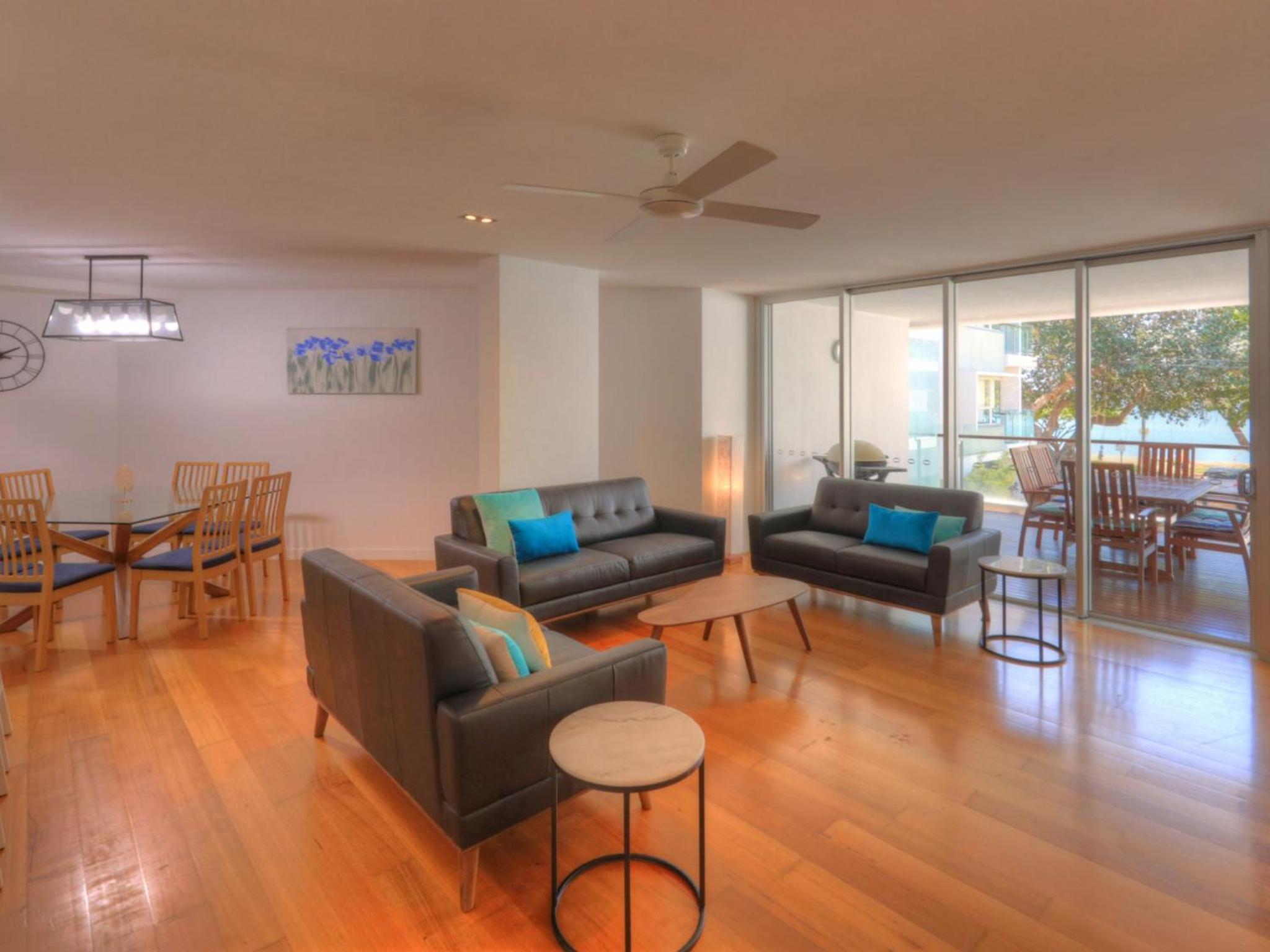 Maggies Beachfront Apartment 7