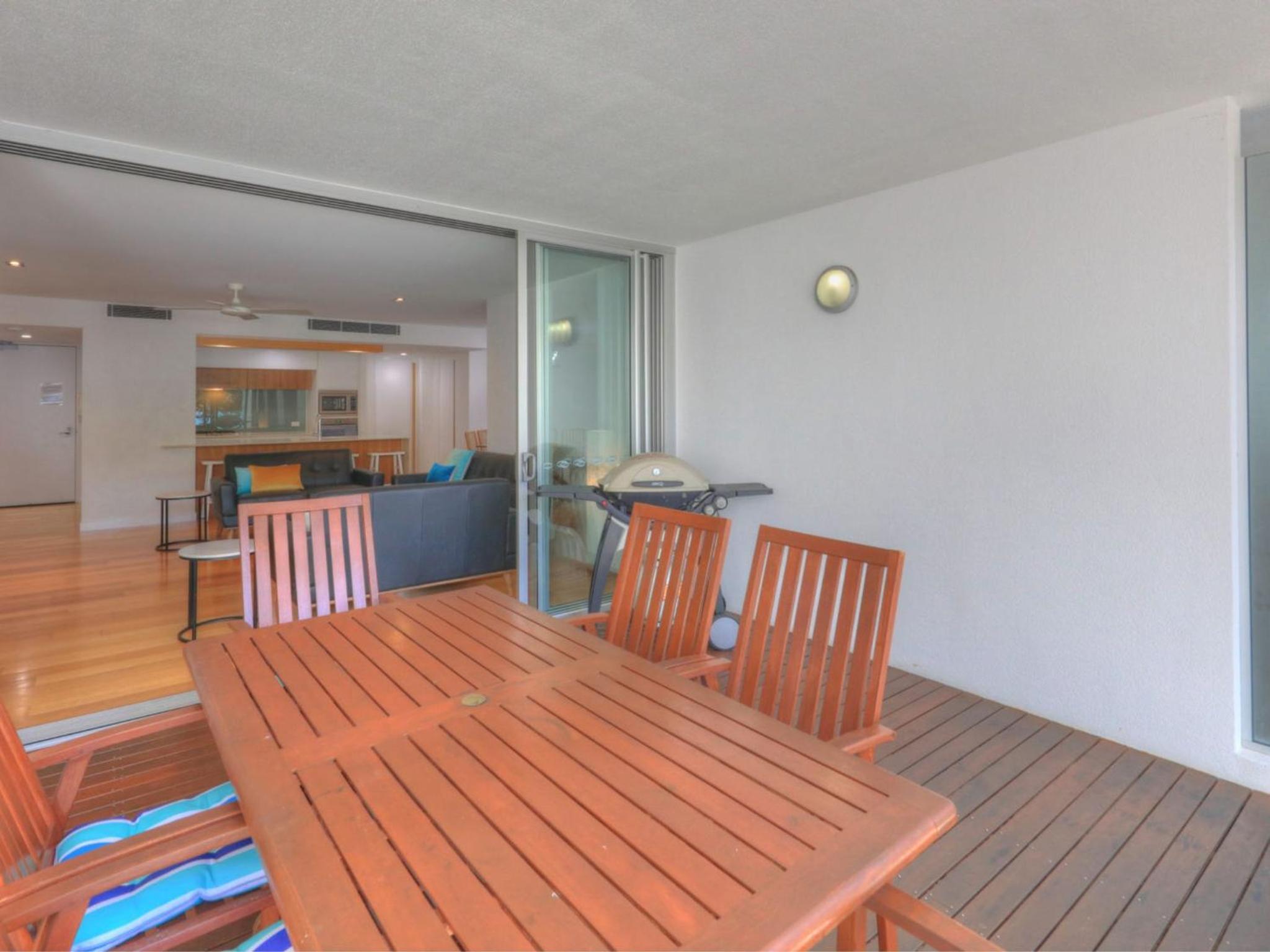 Maggies Beachfront Apartment 7
