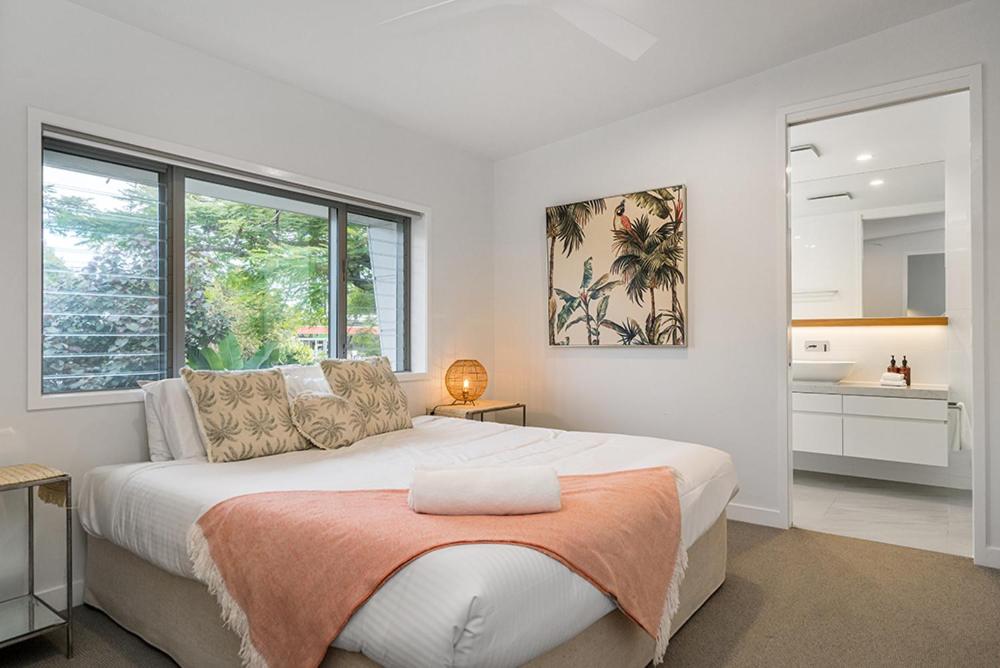 Kaylani Beach House 1