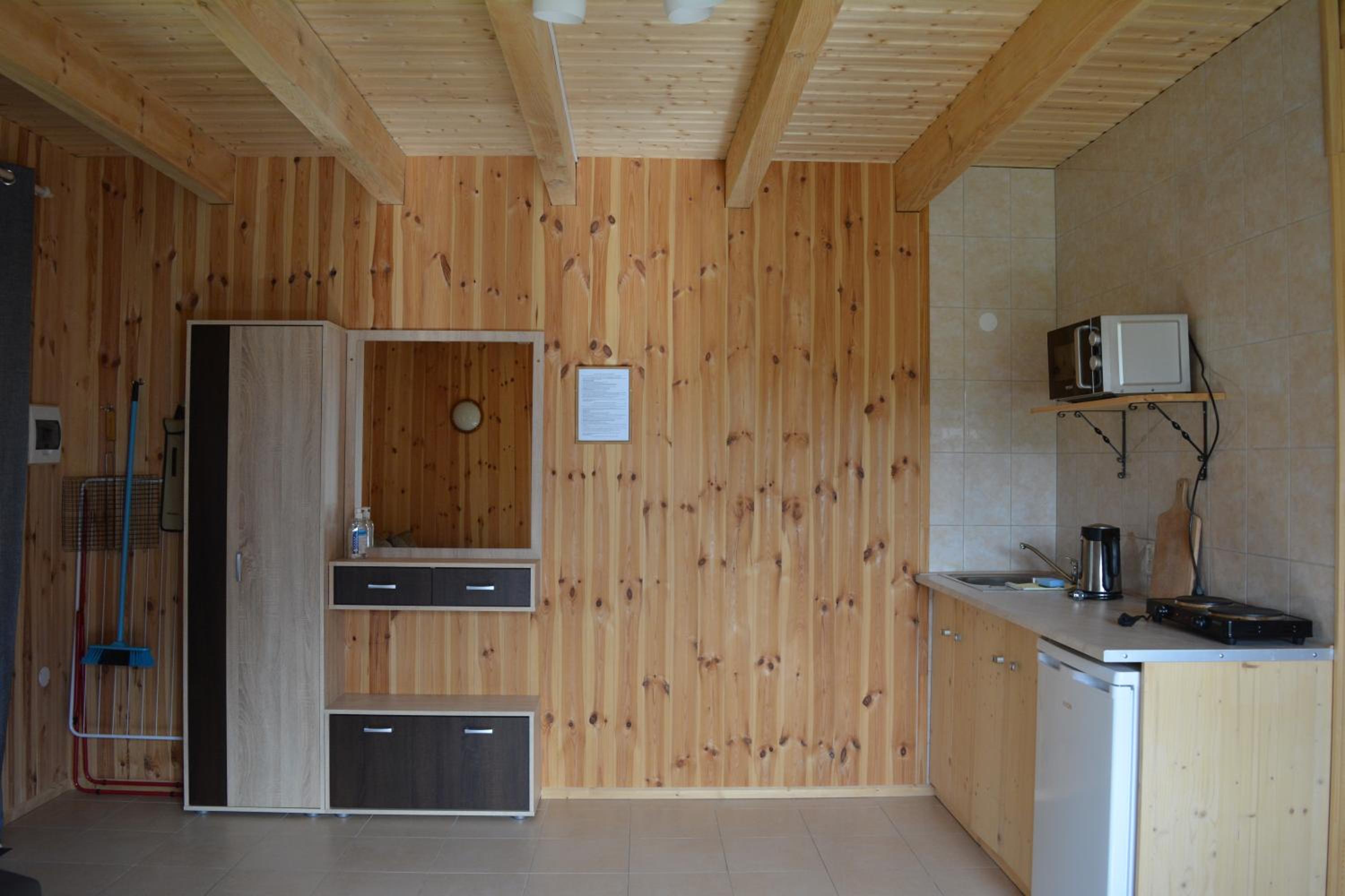 Photo 42