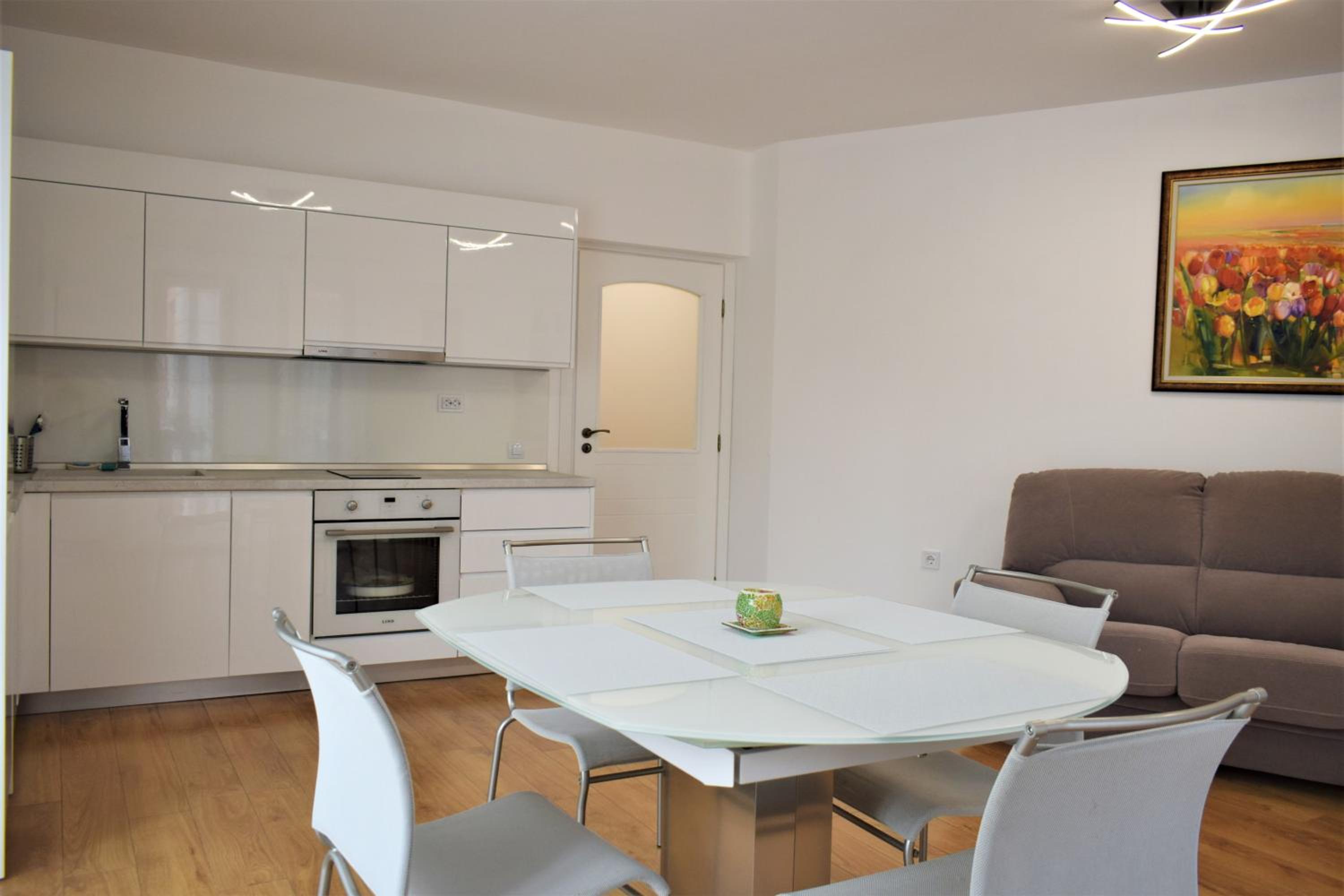 Top center apartment Gramophone with private parking