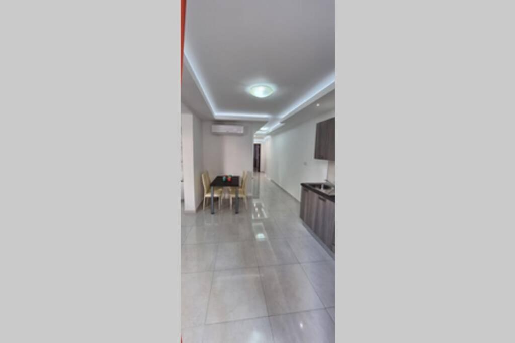 SeaView 2 Double Bedroom Modern APARTMENT photo 3