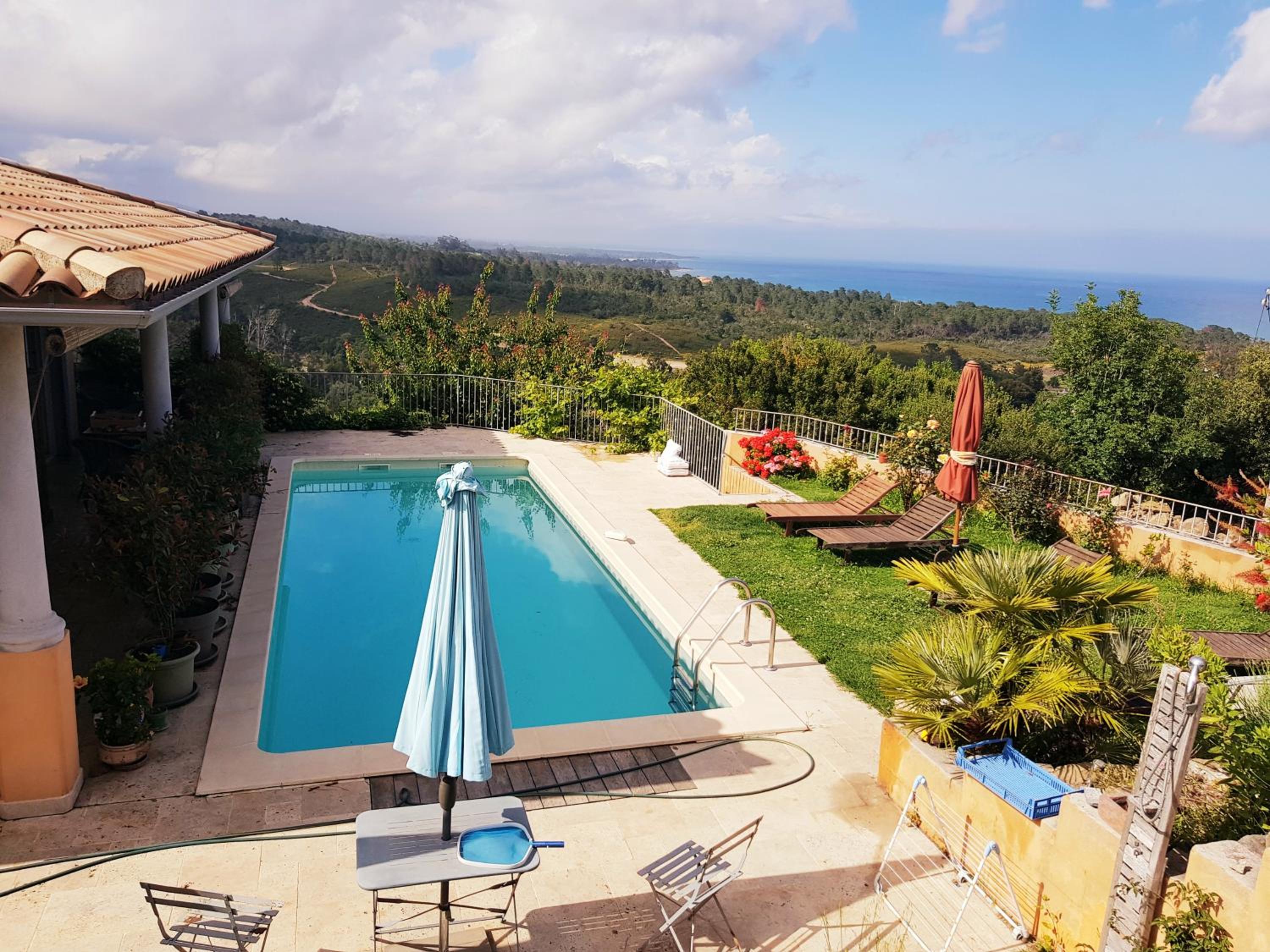 Gîte L'Appart de Case Vanille view 3