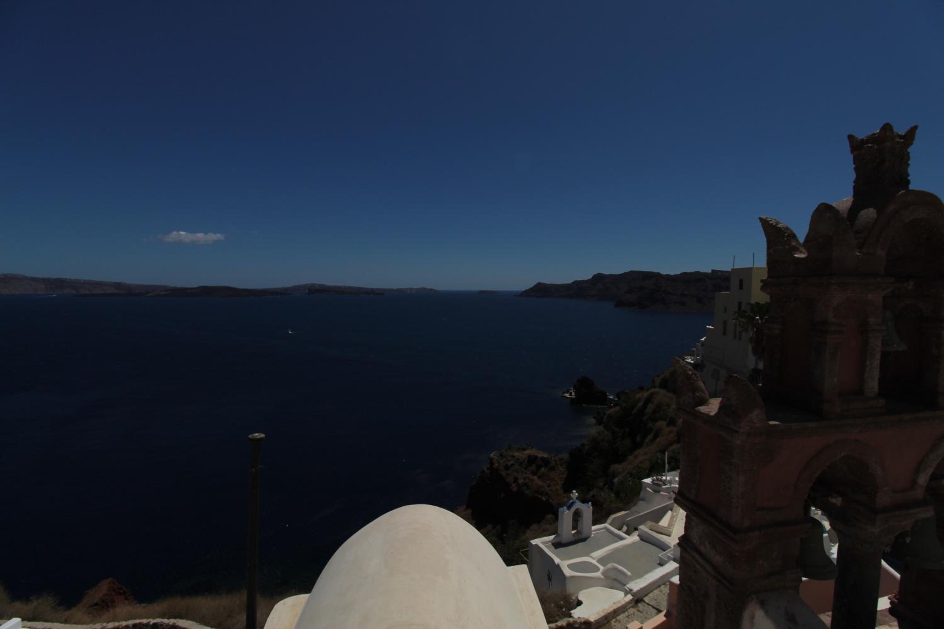 Astrea Suites Notus Dome House