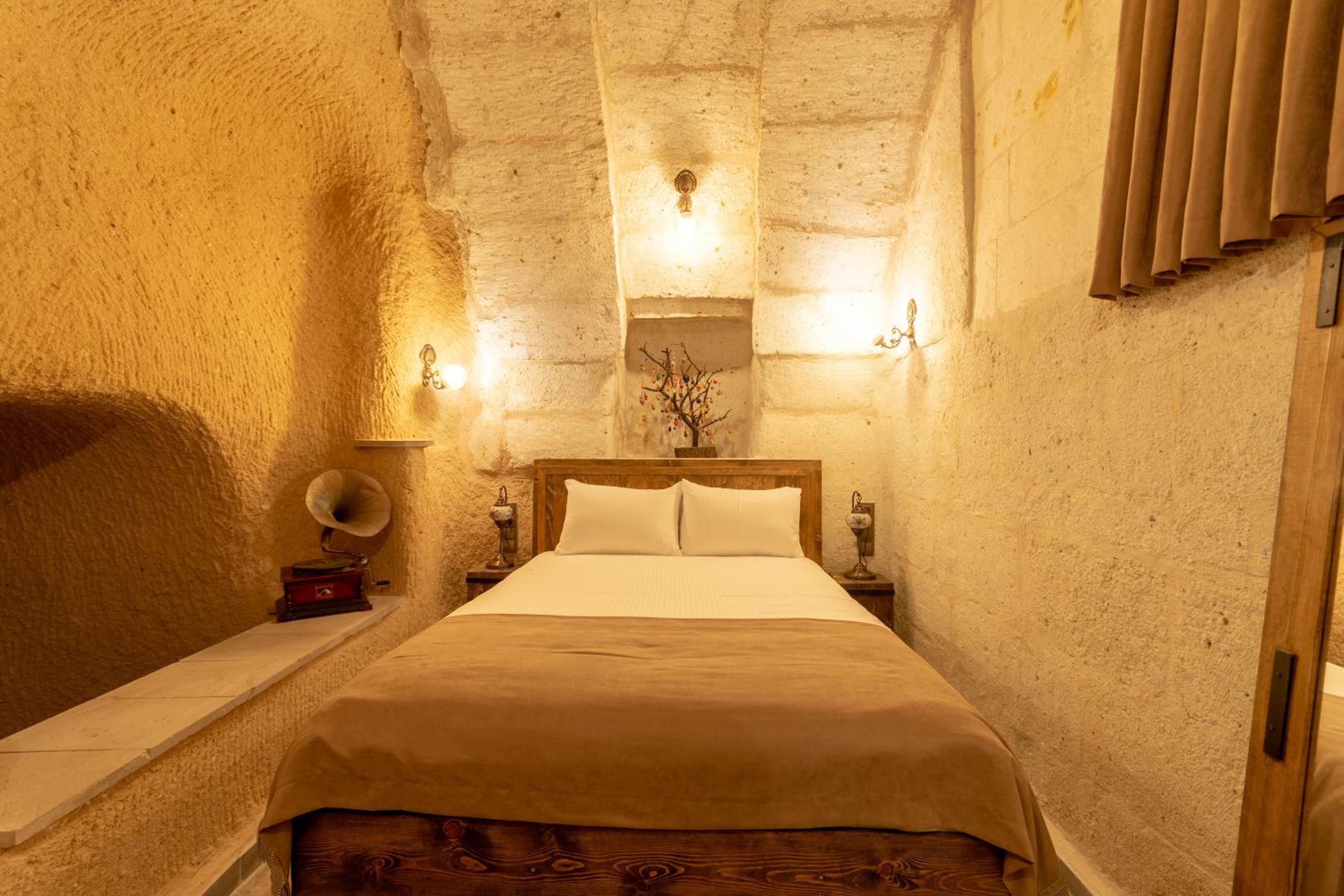 Lemon Cave Suites en Avanos — hotel room