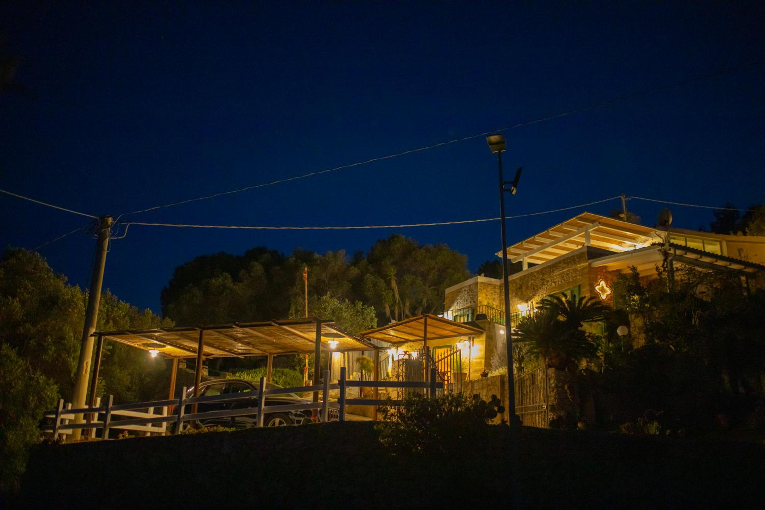 Hotel Casa Vacanze De Vita - Amazing view on the coast - Image 1