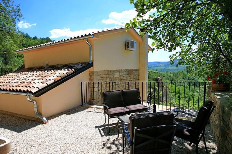 Villa Aurora