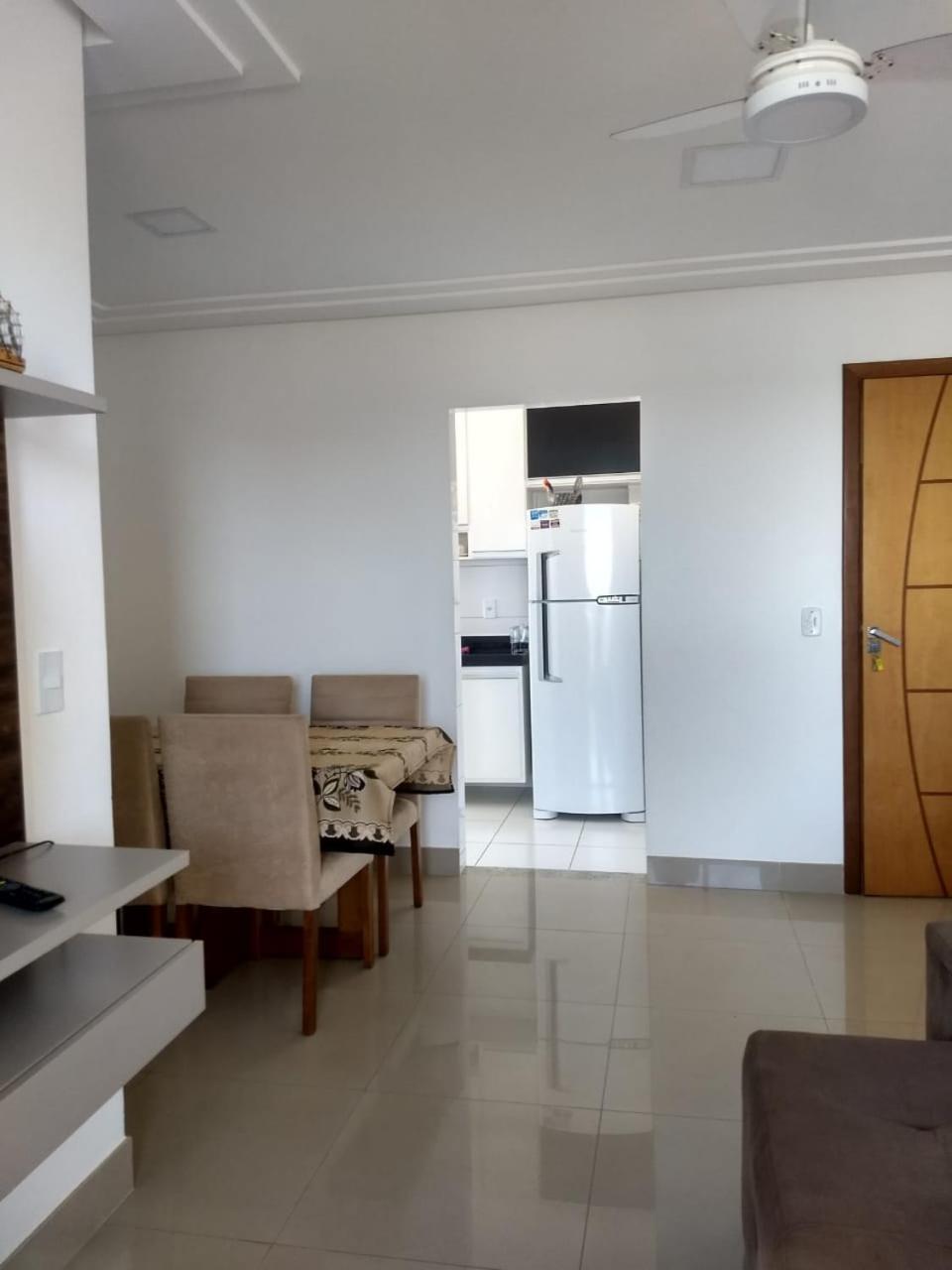 Edifício Gil Nogueira, apartamento aconchegantes, piscina, sauna, Wiff, duas vagas de garagem.