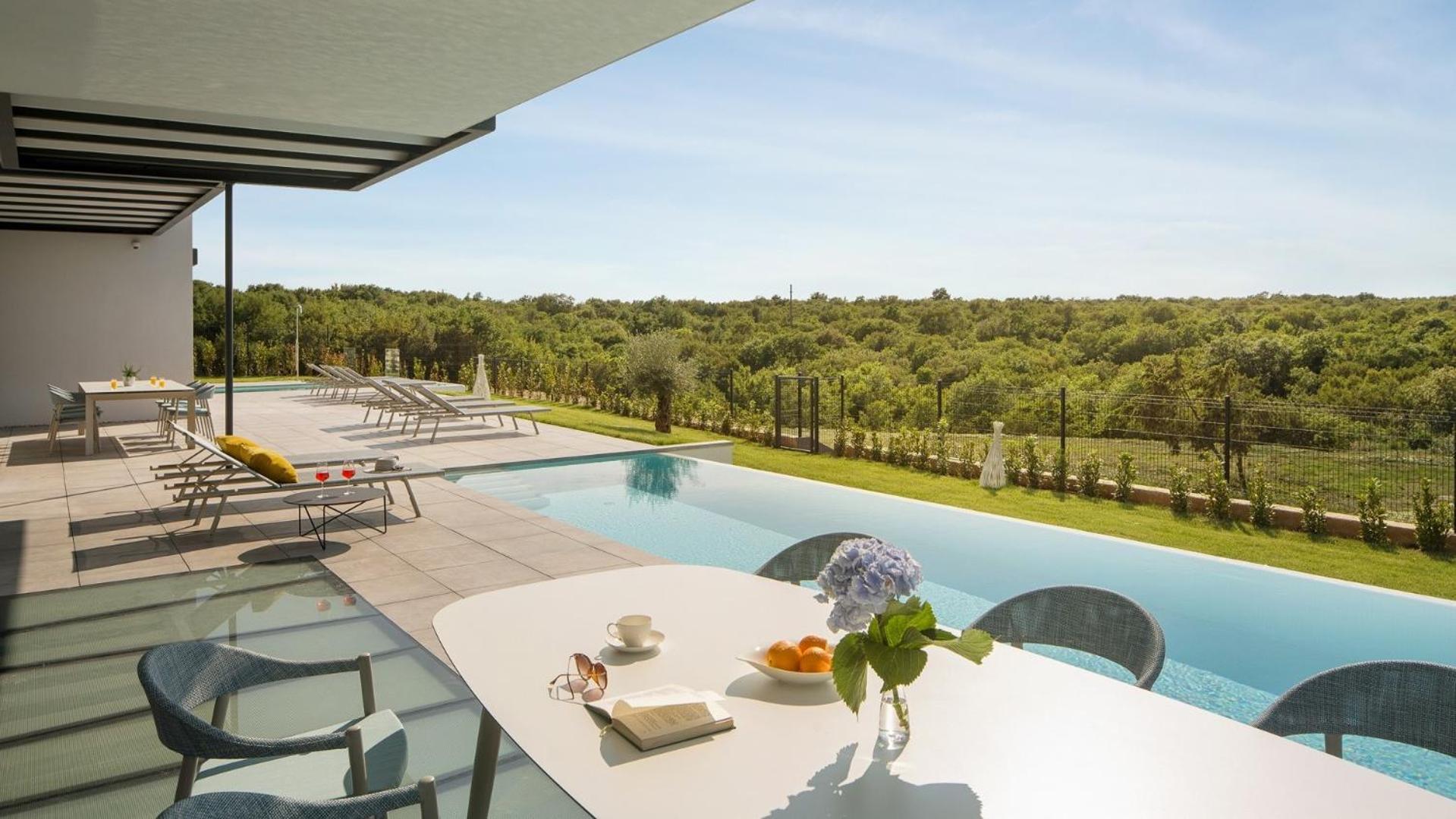 Villa Noble 1 view 4