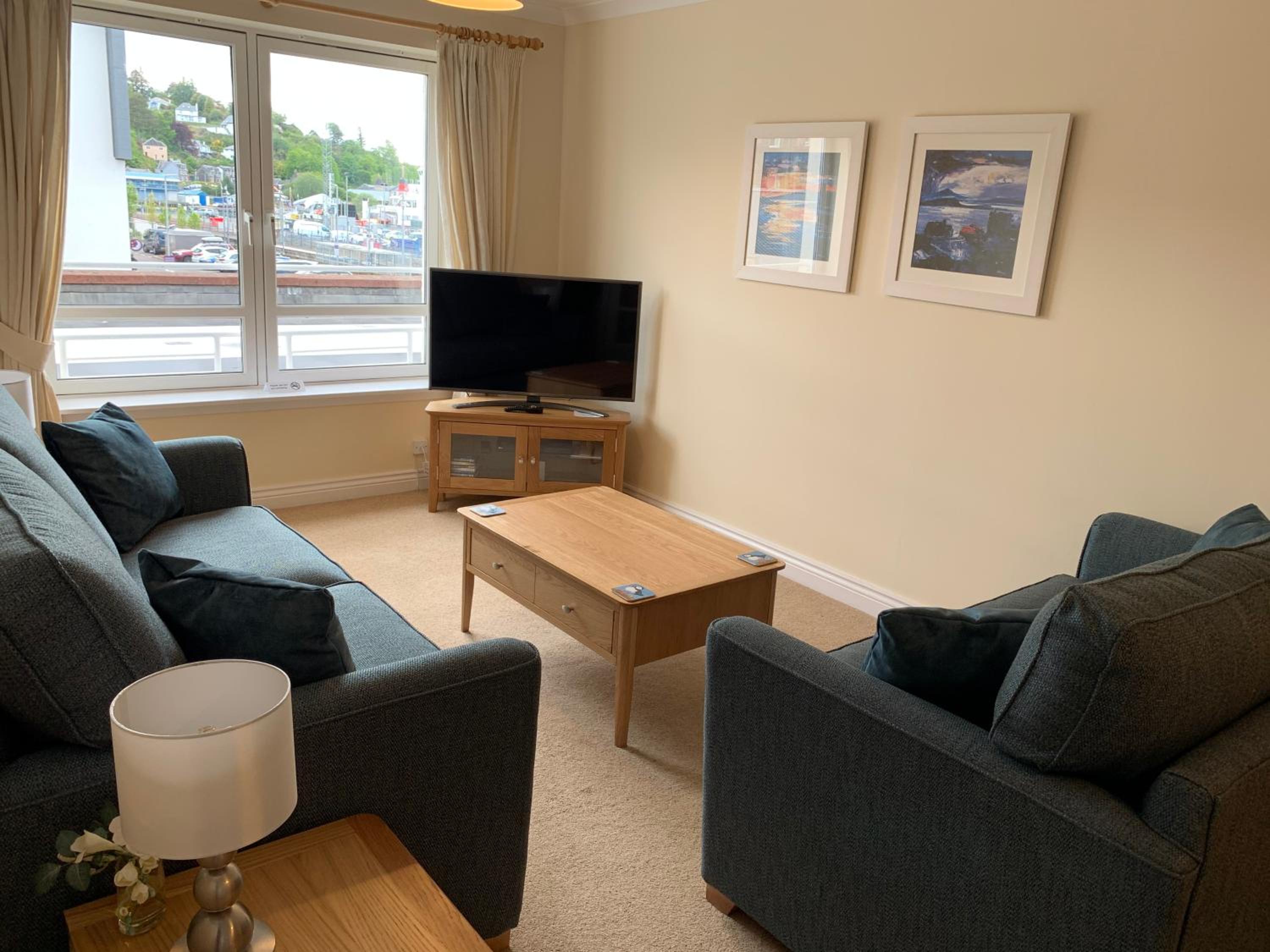 1/5 Lismore House view 2