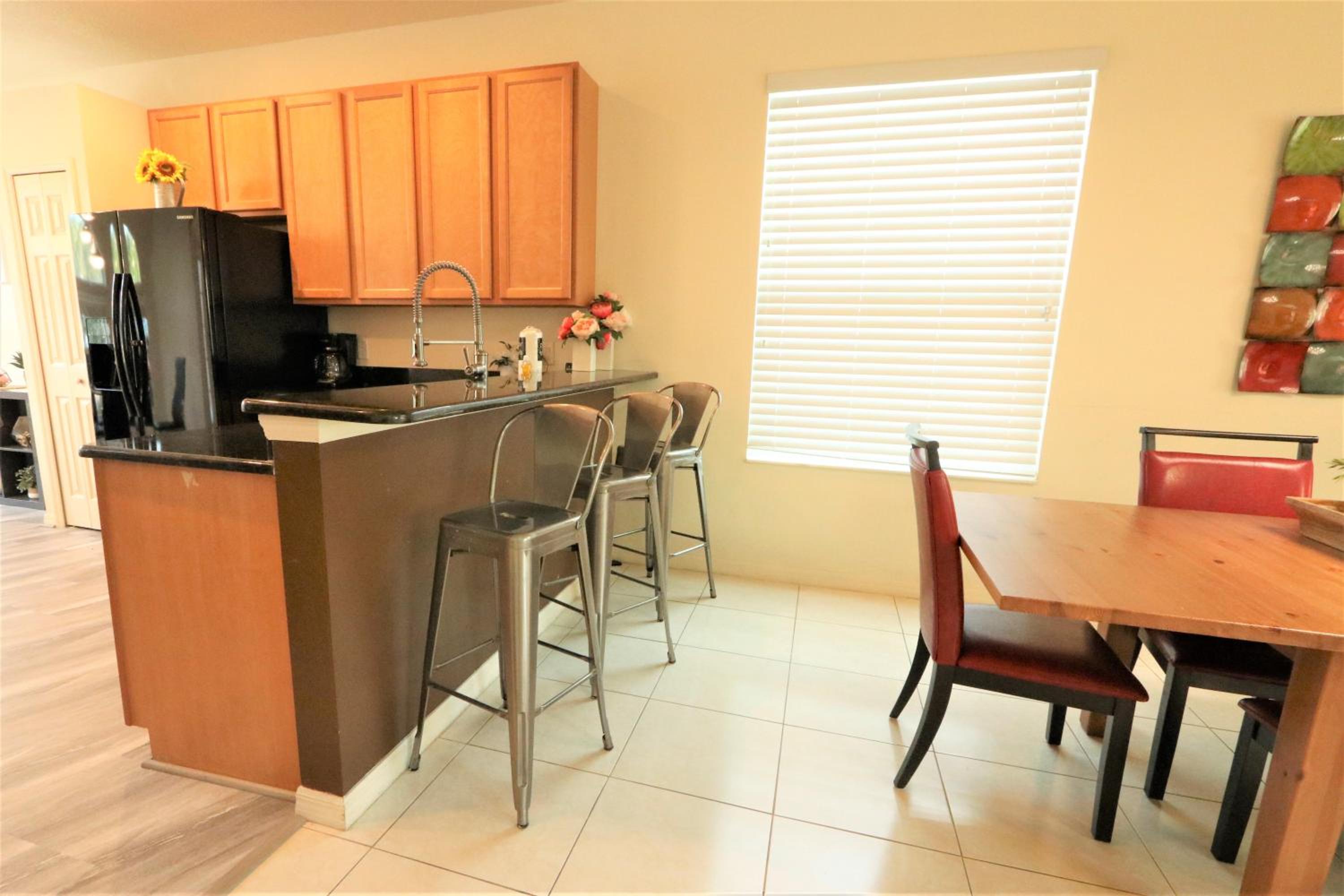 CozyKey Vacation Rentals - Crystal Cove