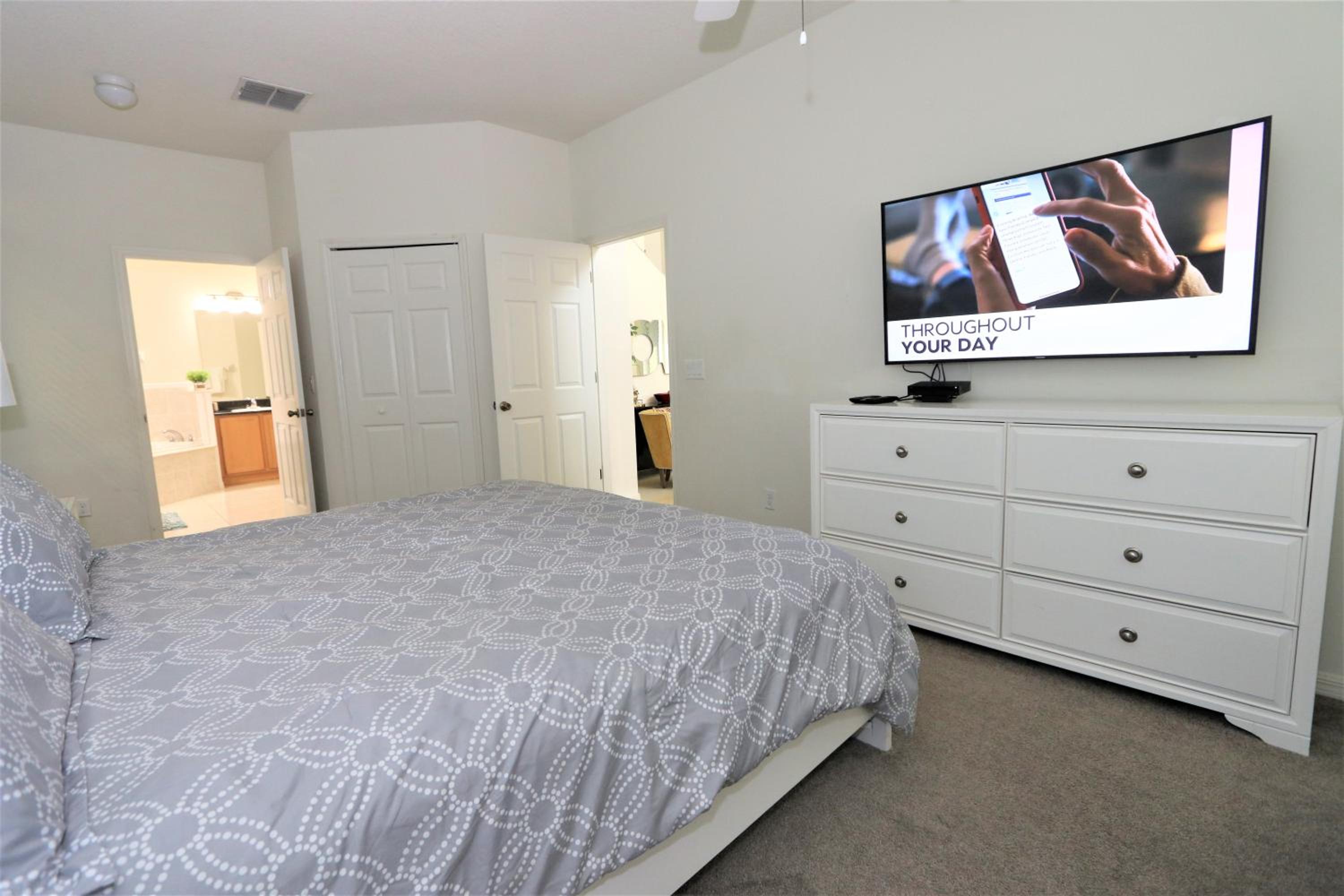CozyKey Vacation Rentals - Crystal Cove