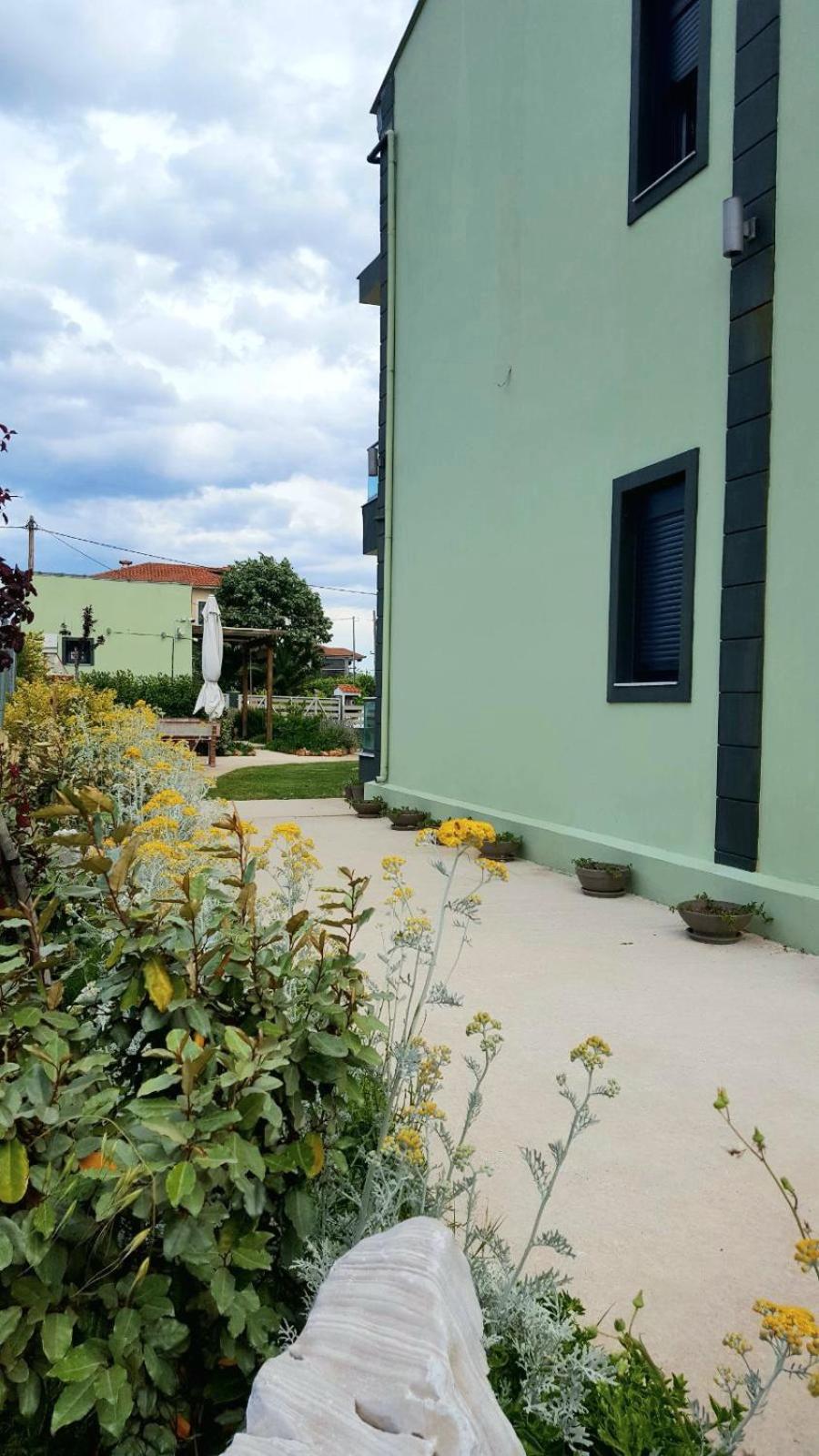 Hotel Paramithi Luxury Apartments - Image 1