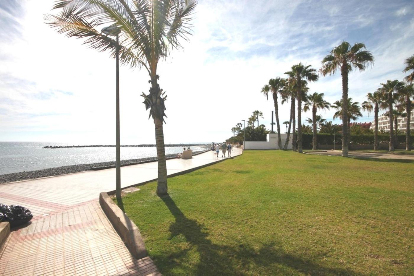 Luxury studio in beachfront complex in El Duque area, Costa Adeje view 3