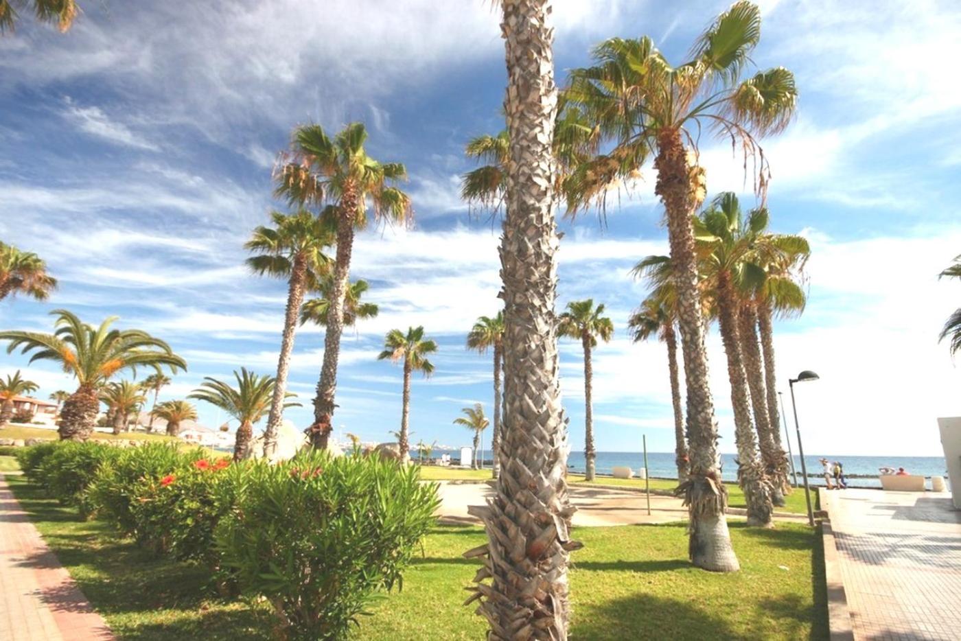 Luxury studio in beachfront complex in El Duque area, Costa Adeje view 5