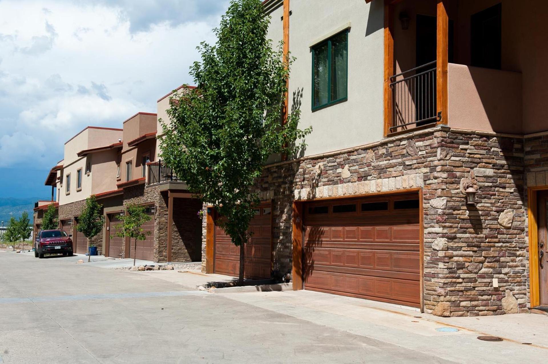 Crimson Cliffs Unit 5 view 4