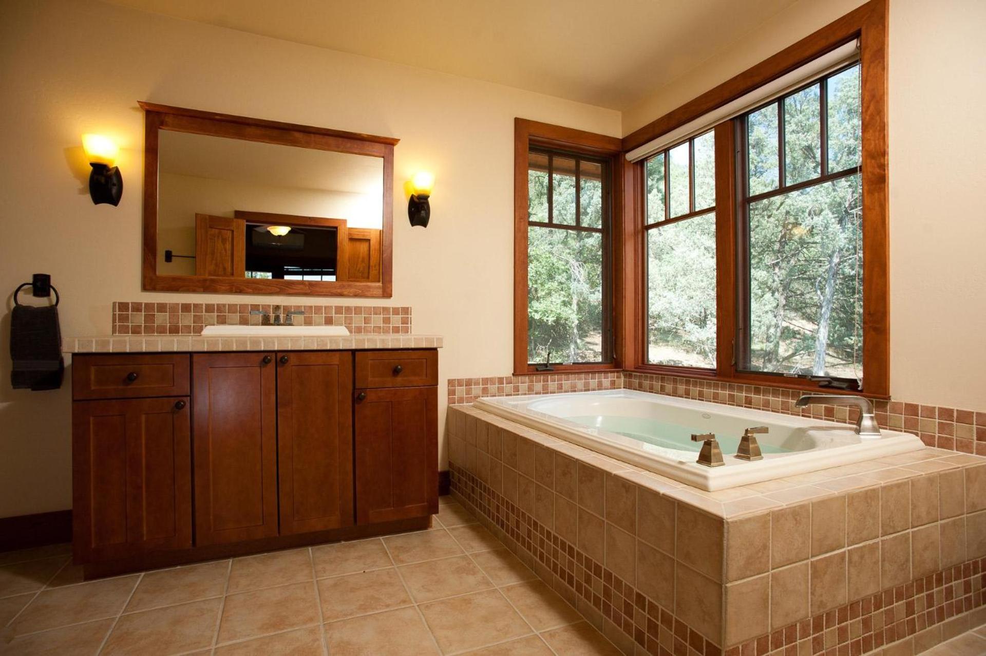 240 County Road 201 view 4