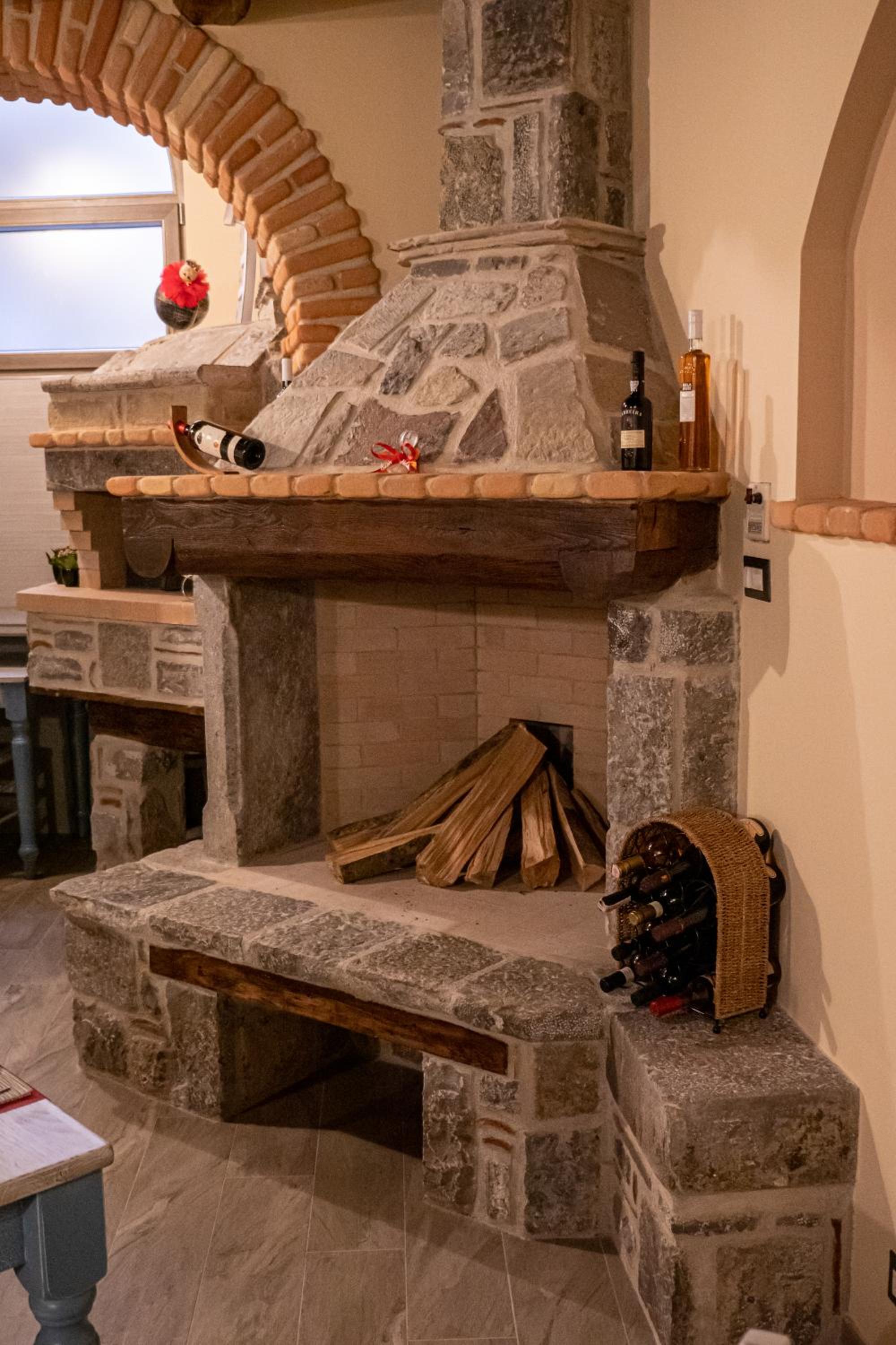 Photo 18