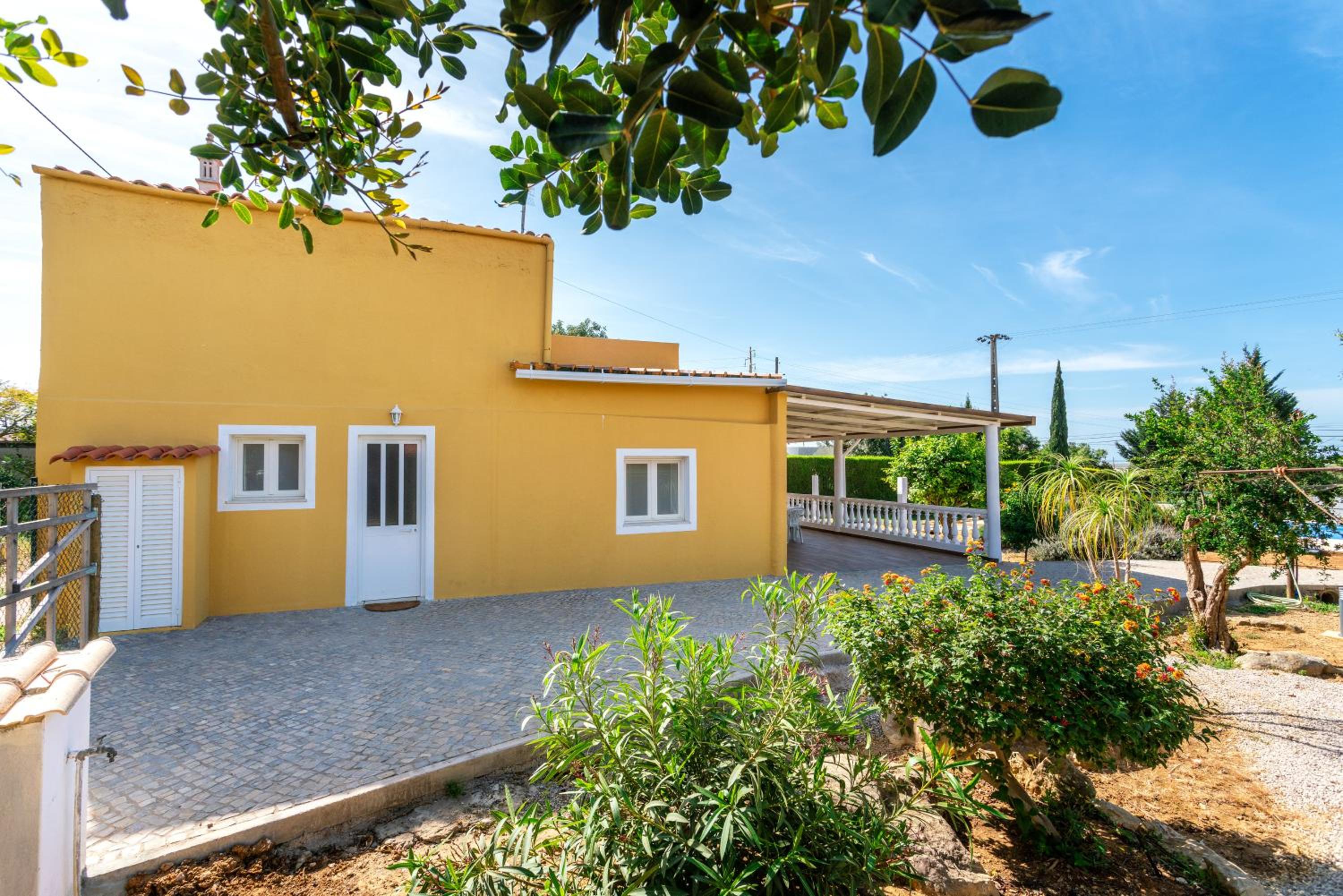 Hotel Holiday's Paradise - Image 1