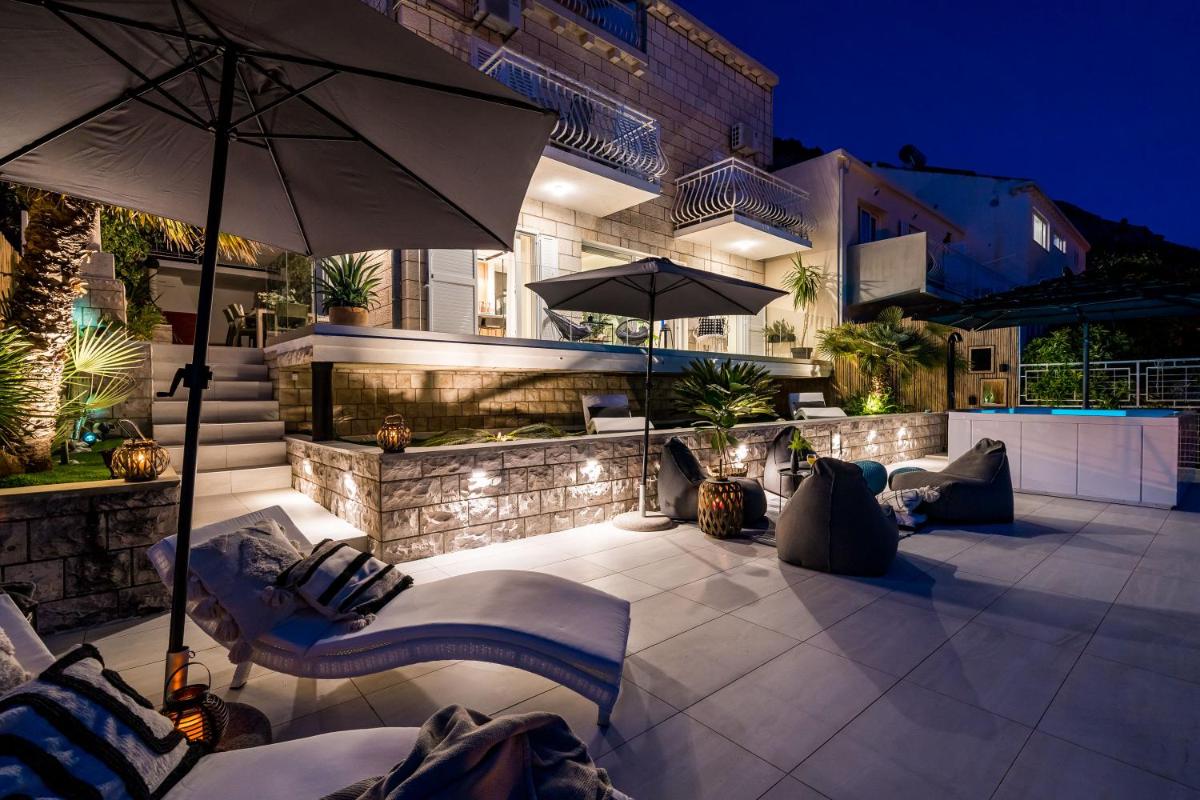 Gorgeous Ground Floor w/ Minipool & Patio