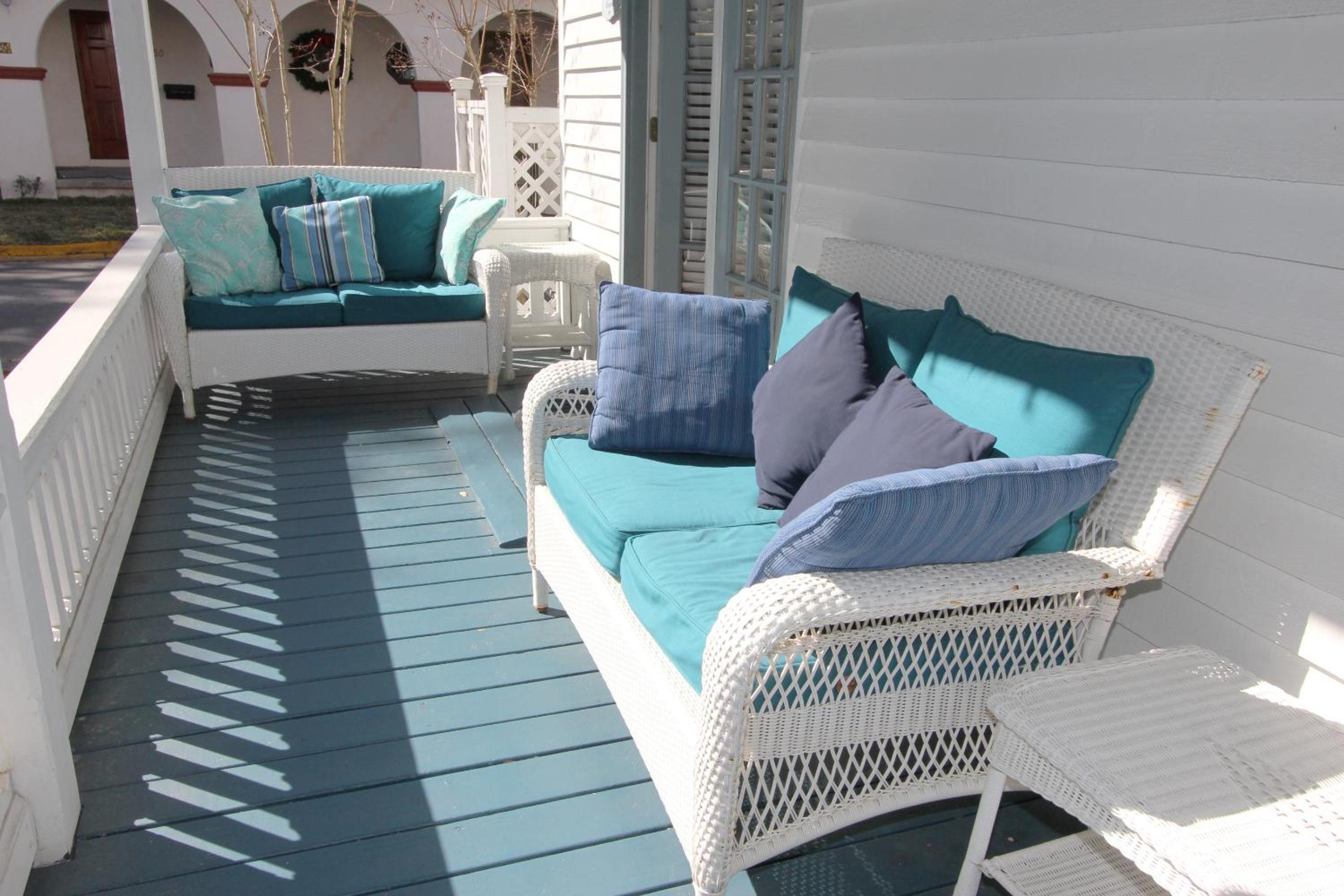 Bayfront Westcott House Bed & Breakfast