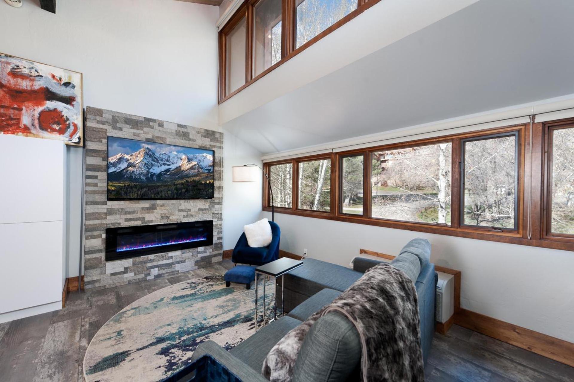 Tamarron Gambel Oak 733 view 5