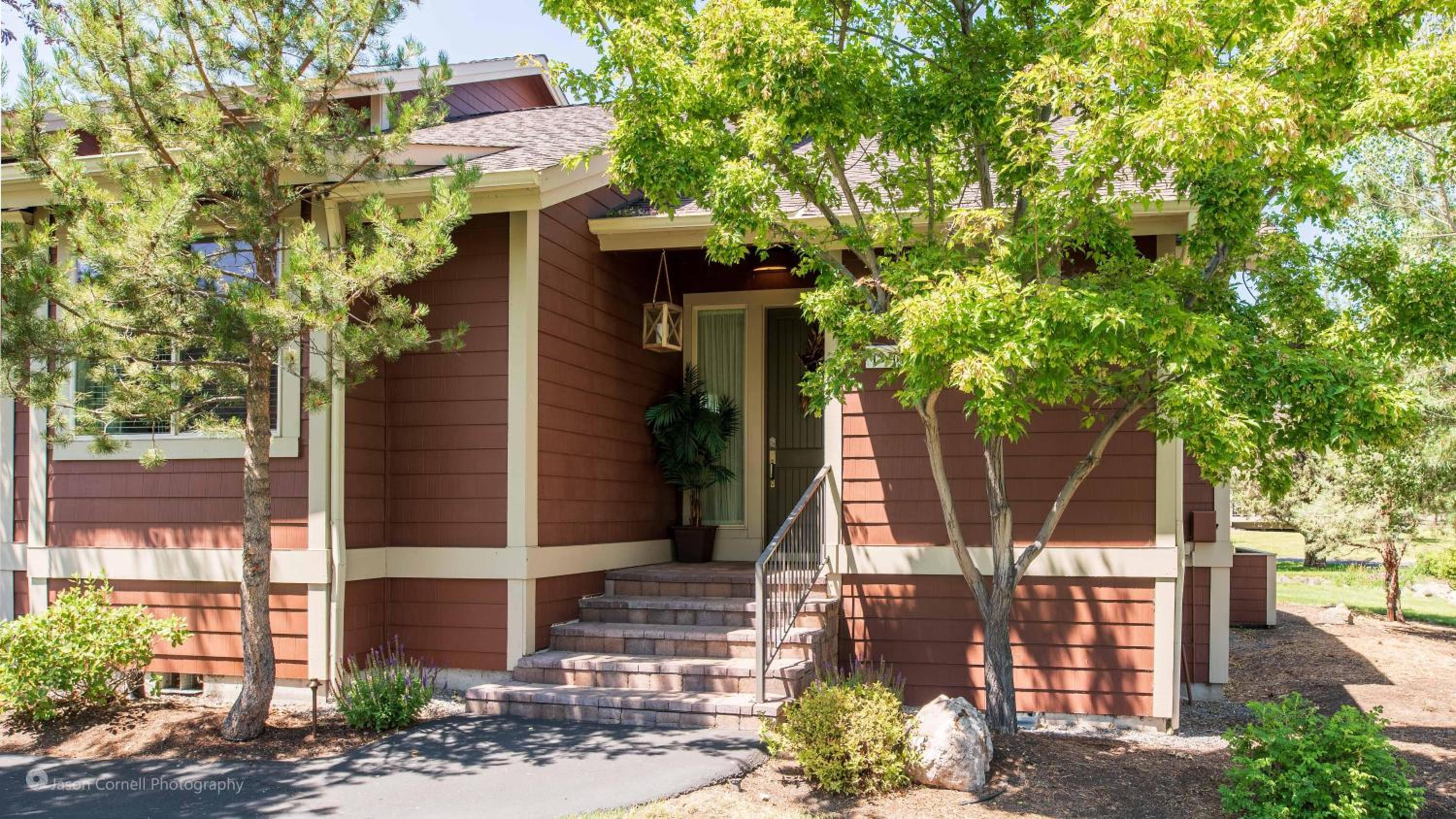 Creekside Townhome view 3