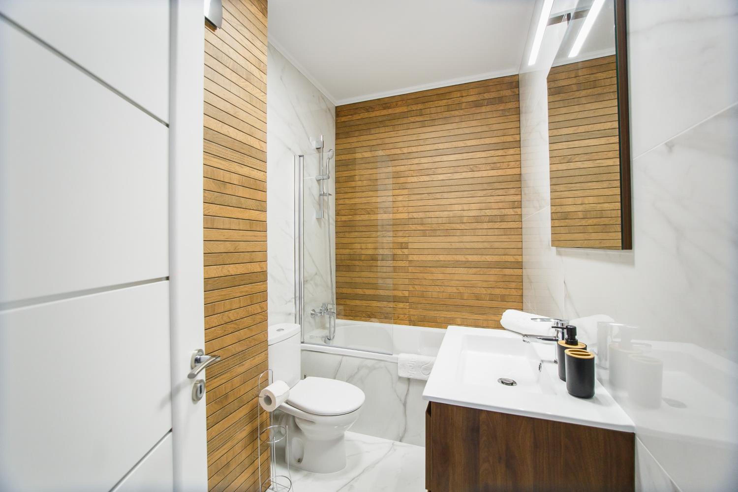 Gorgeous Home at Prima Universitatii view 5
