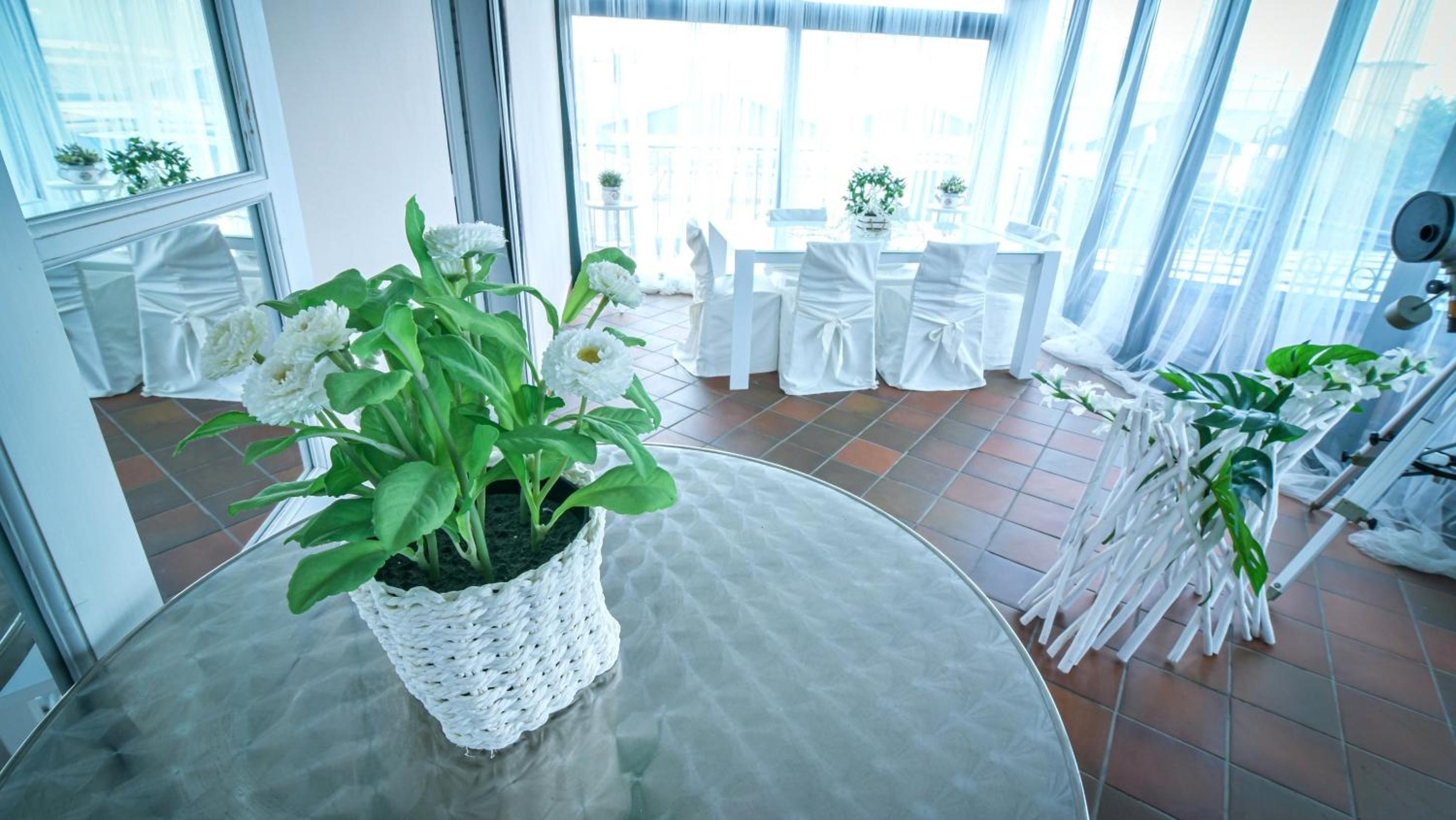 meeting & event spaces