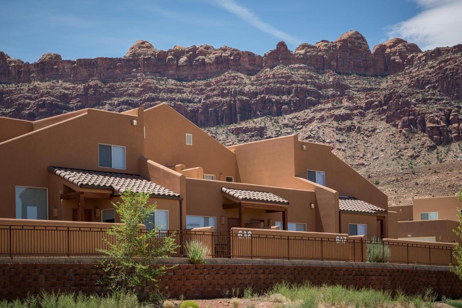 Rim Village Vista Unit 6 A8 view 2
