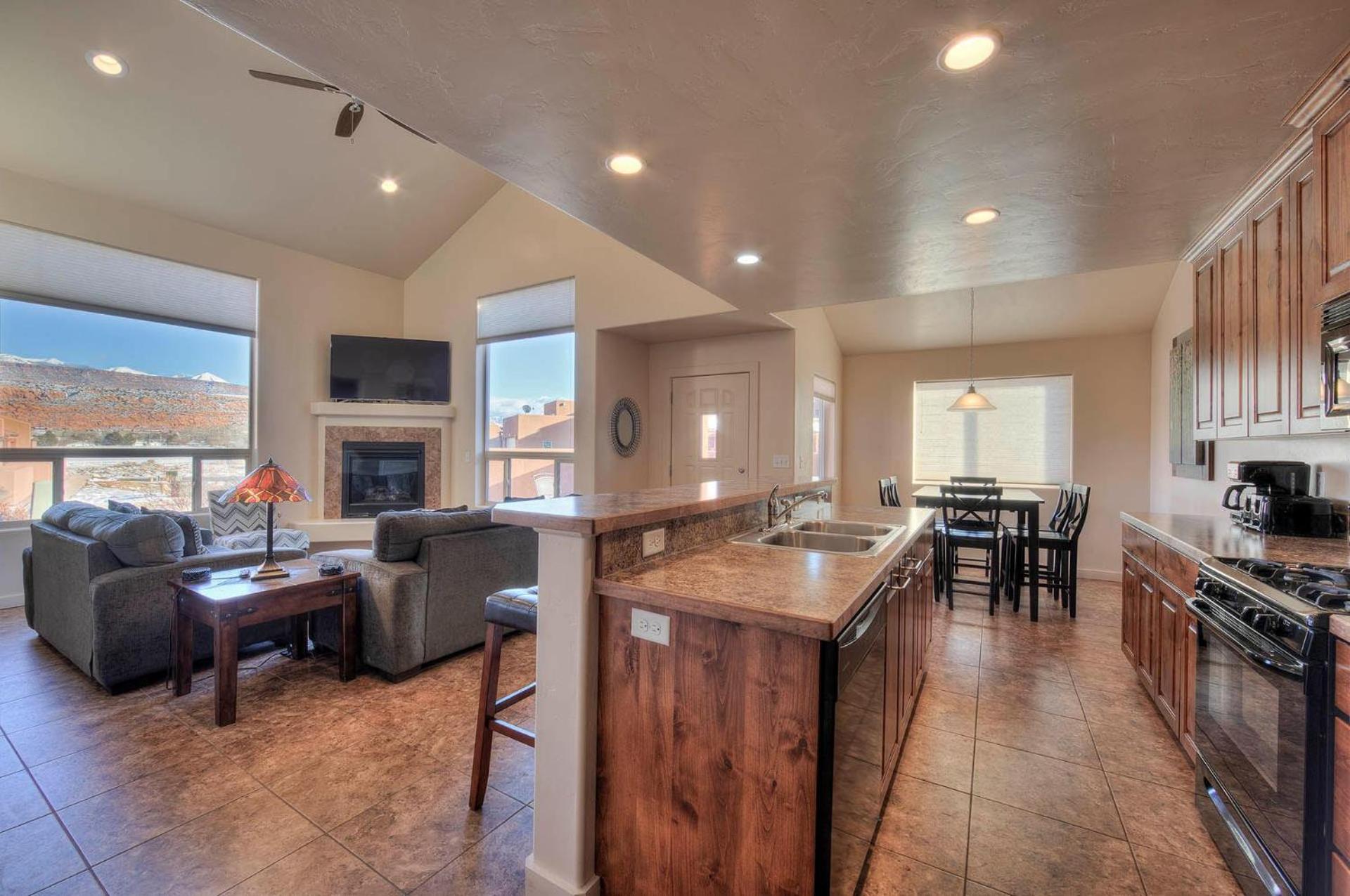 Rim Village Vista Unit 7 A2 2 view 4