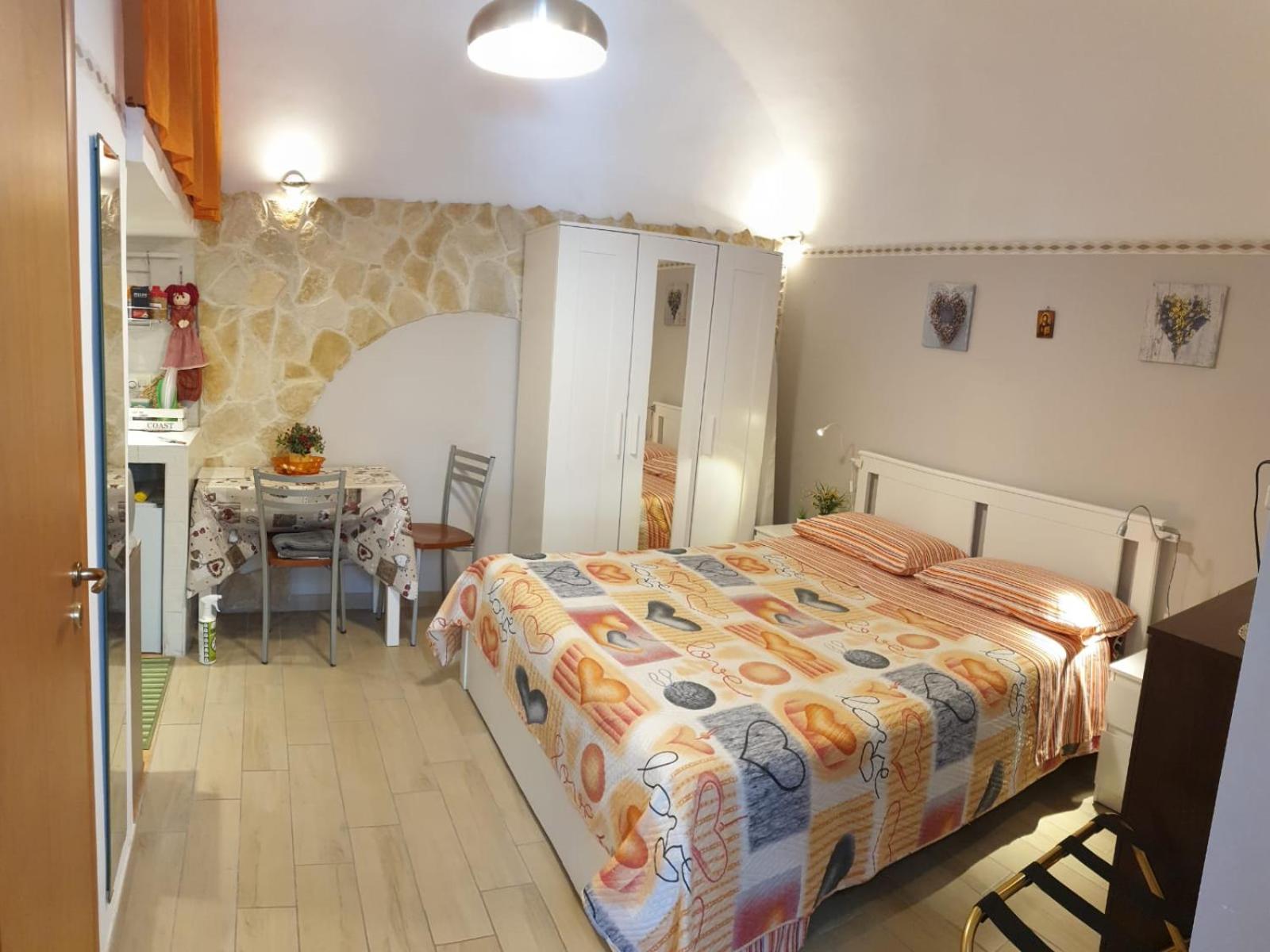 Giovanni s little house view 5