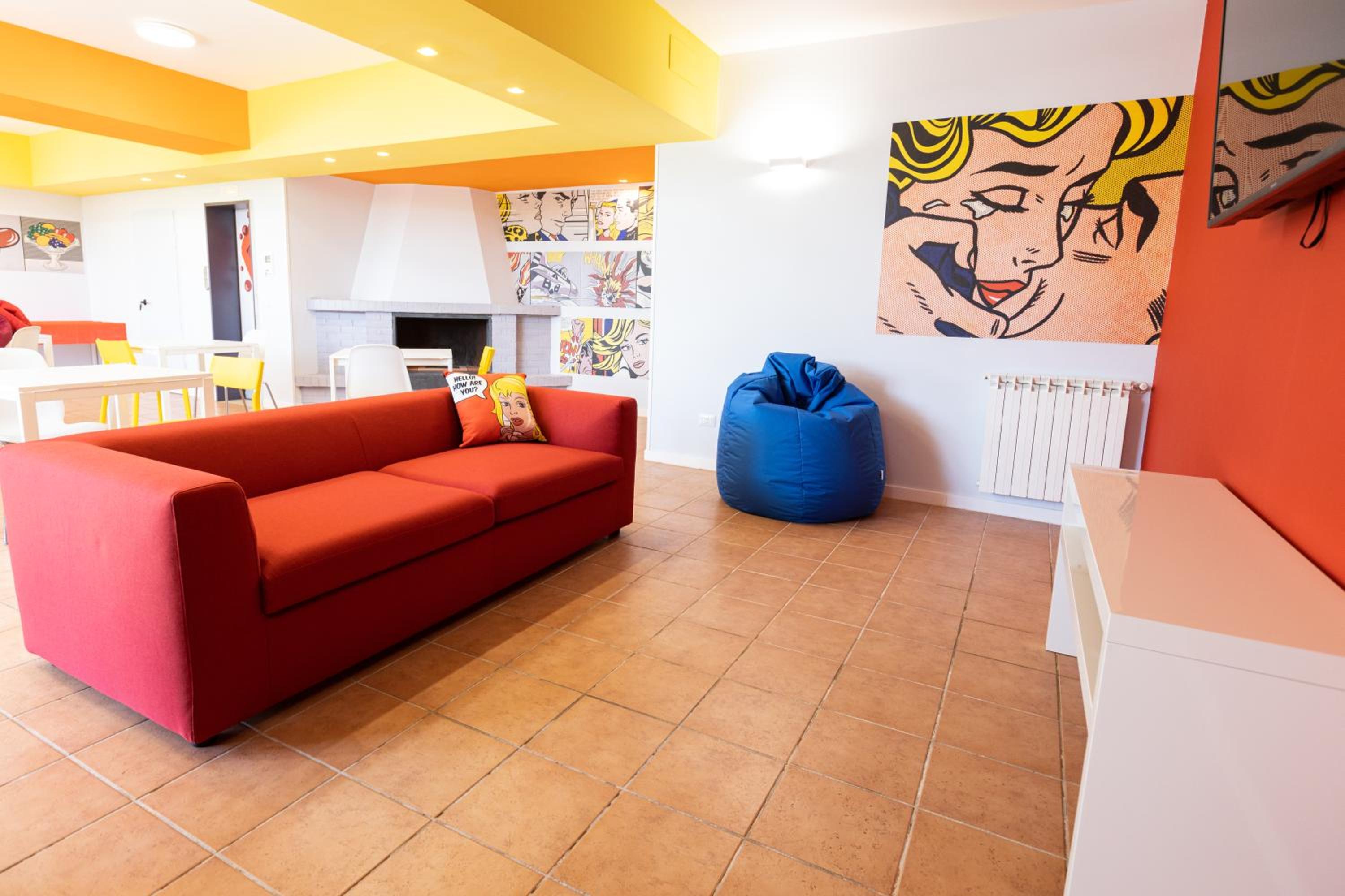 lounge