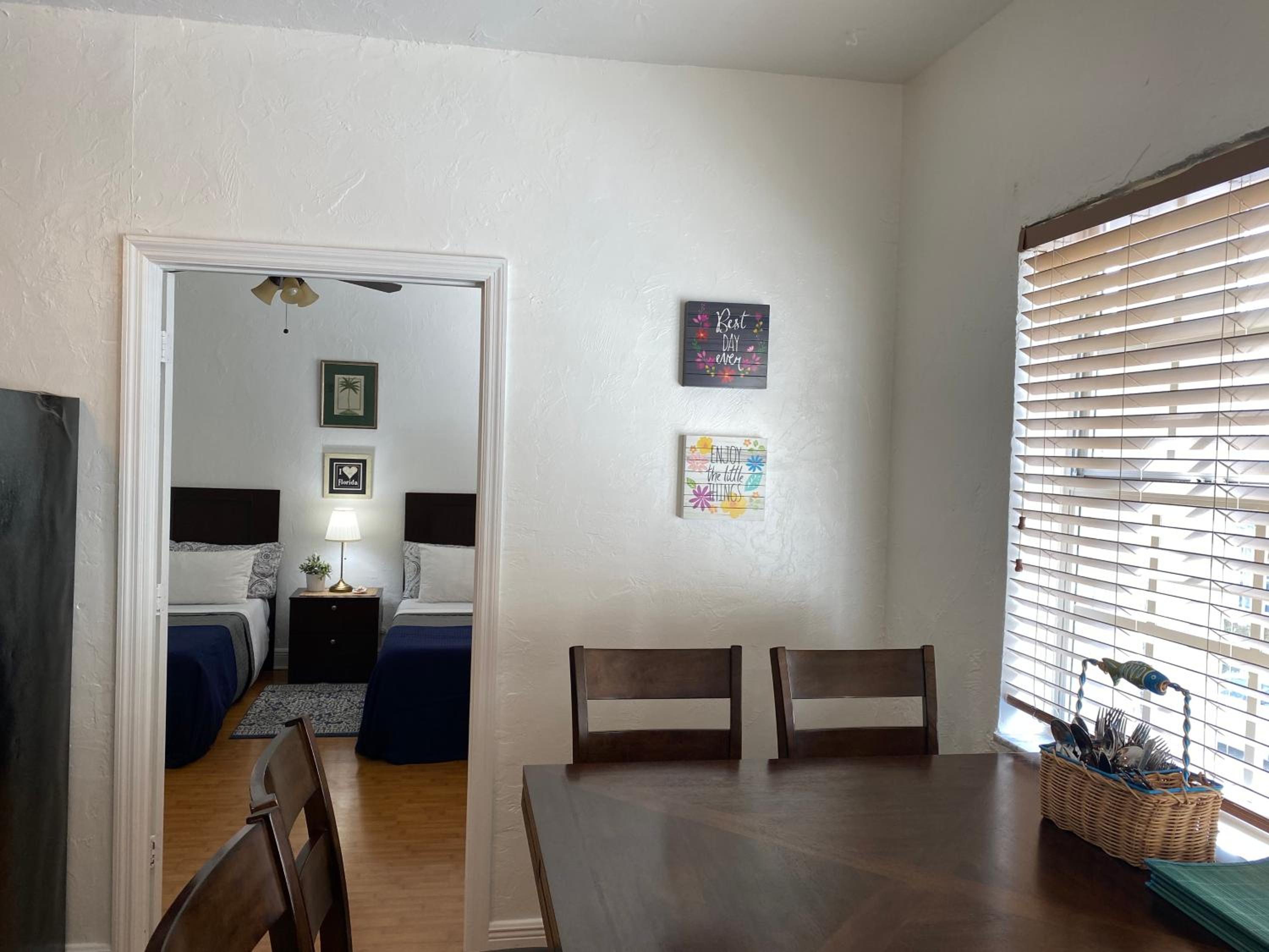 Miami Beach Rooms B&B
