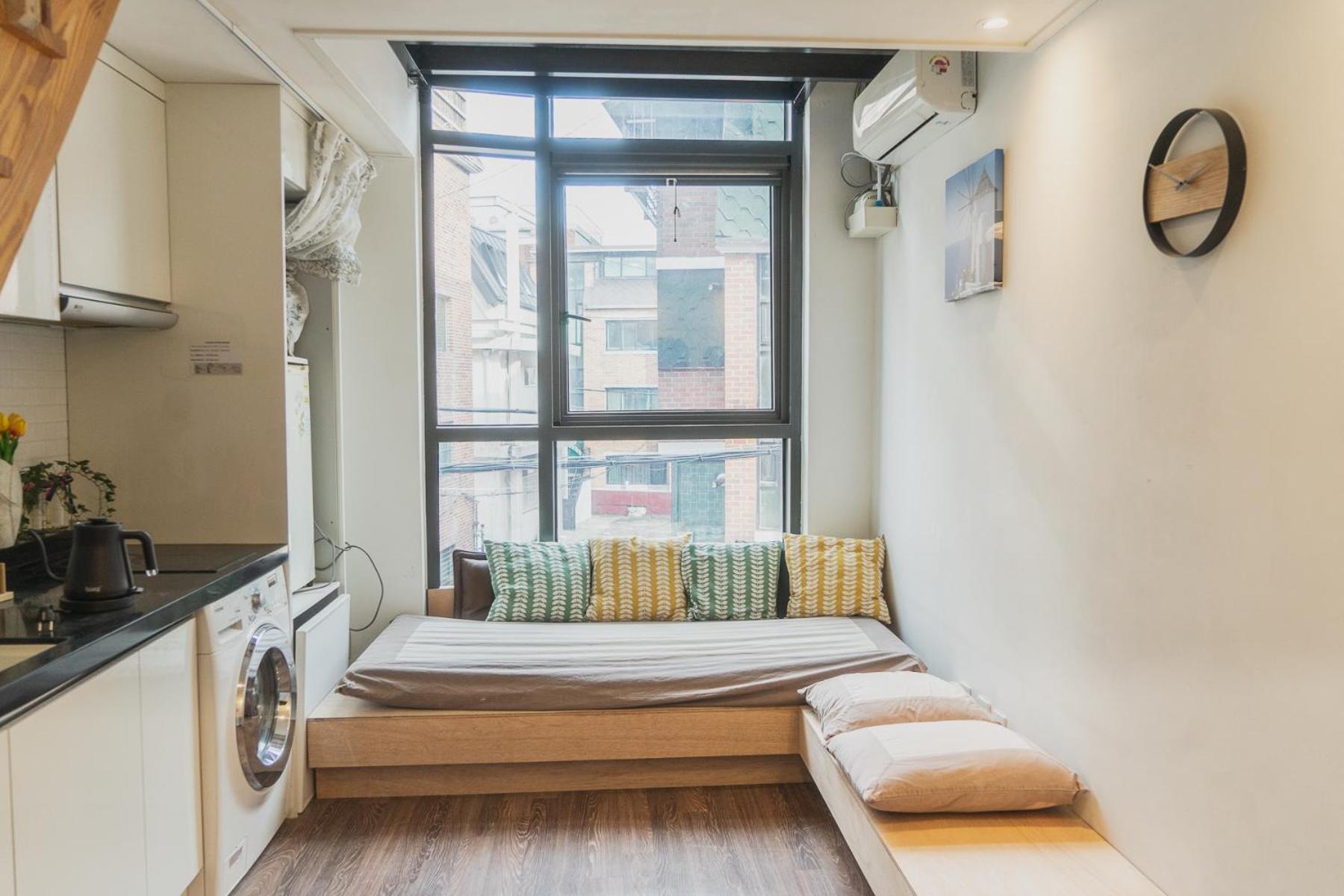 Myeongdong Artmonstay