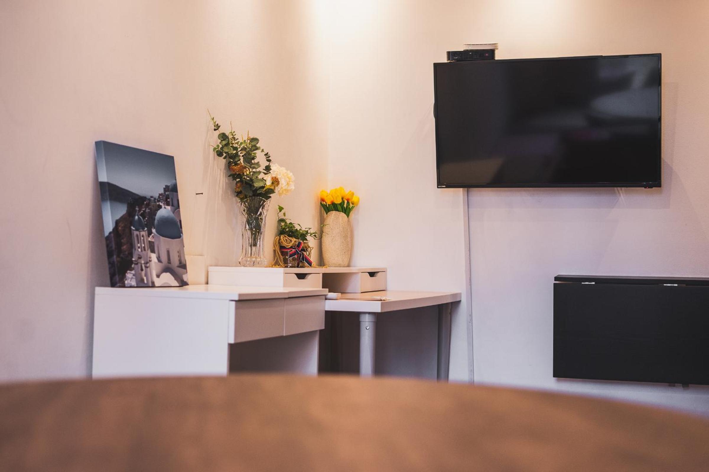 Myeongdong Artmonstay