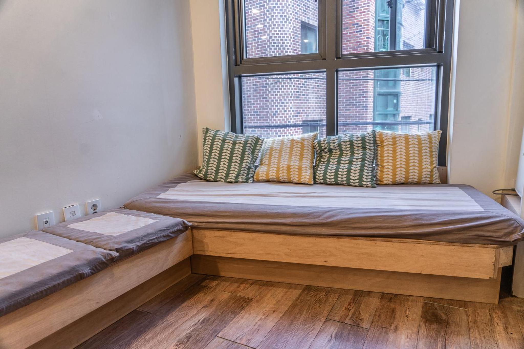 Myeongdong Artmonstay