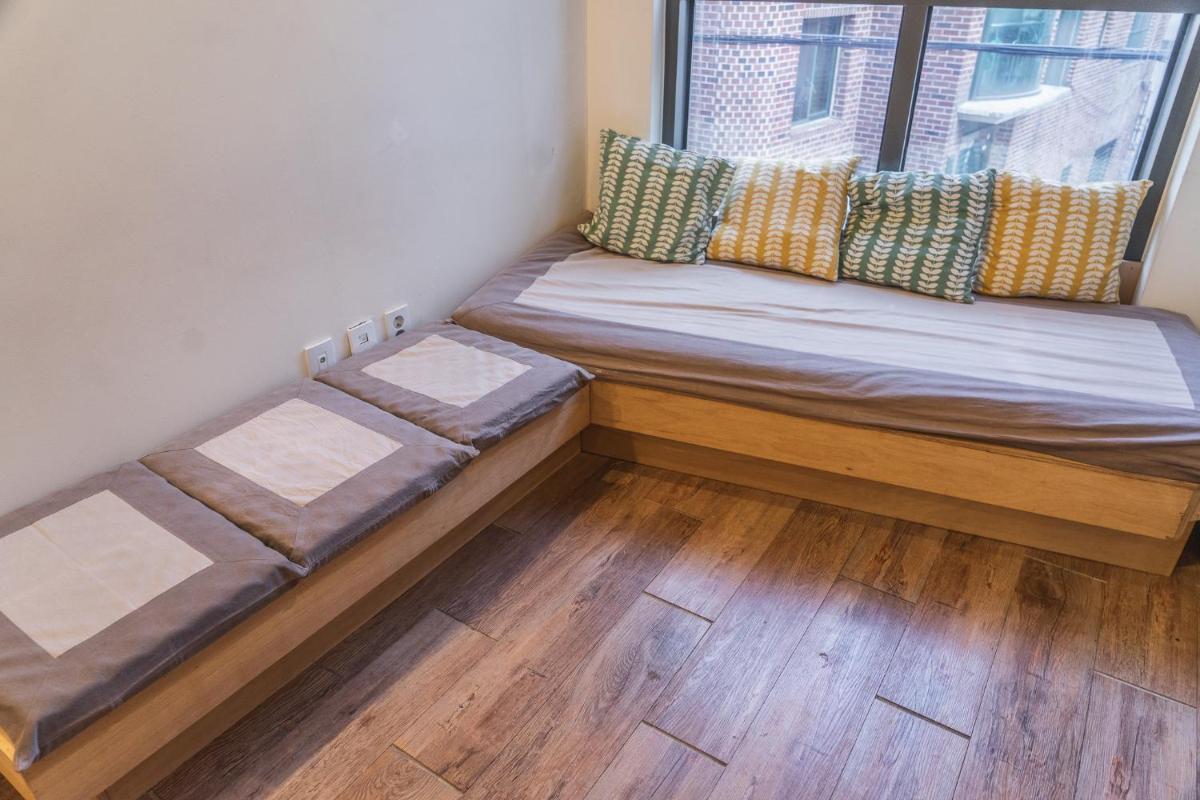 Myeongdong Artmonstay