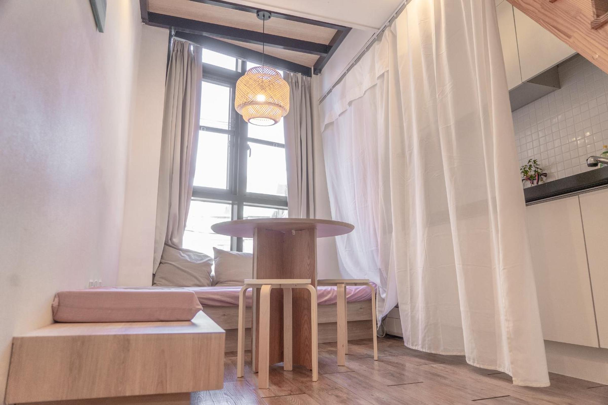 Myeongdong Artmonstay