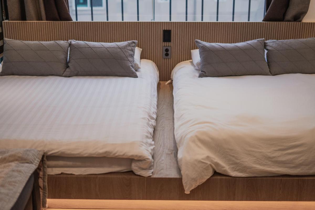 Myeongdong Artmonstay